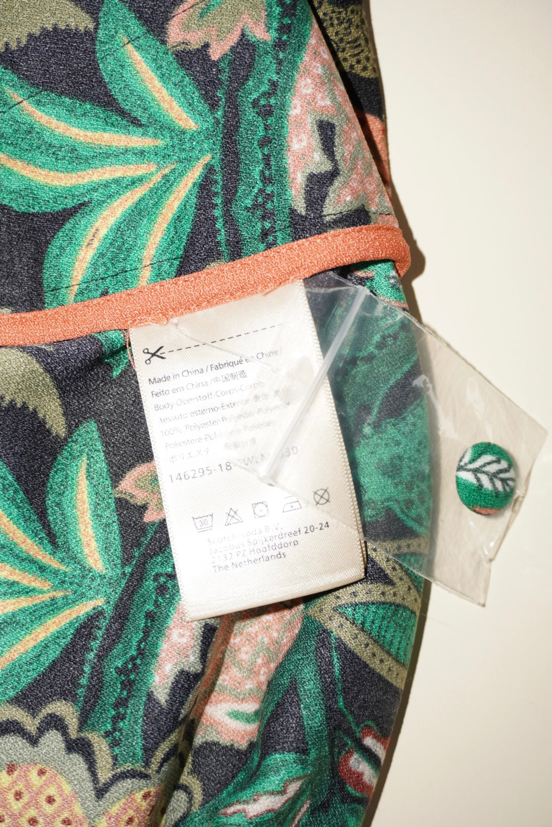 Scotch & Soda Black Multicolour Jungle Print Pajama Style Blazer - Size XL
