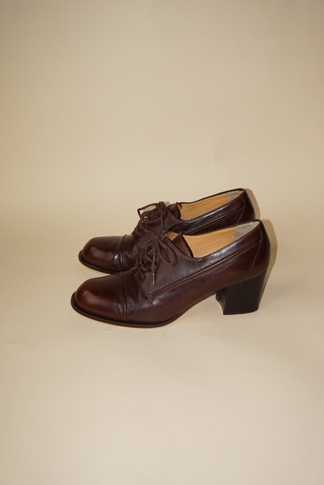 "Coach" Brown Leather Oxford Cap Toe Lace Up Heel Pump - Size 6.5