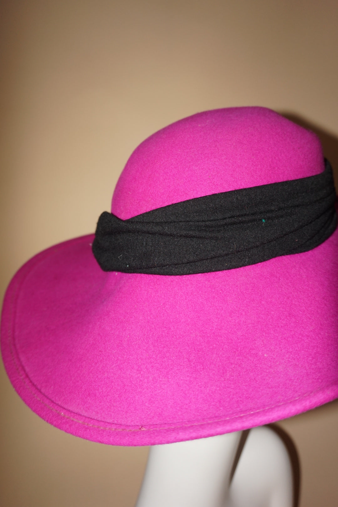 Vintage 1980's Liz Claiborne Magenta Wide Brim Derby Hat