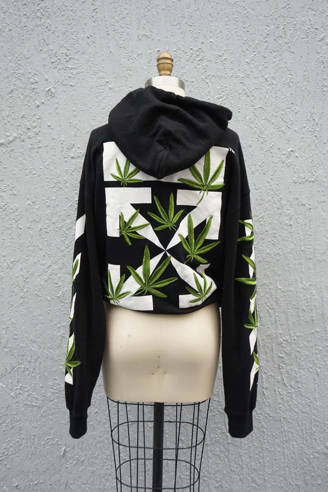 "Off-White" Weed Arrows Spring/Summer 2022 Hoodie - Size XS