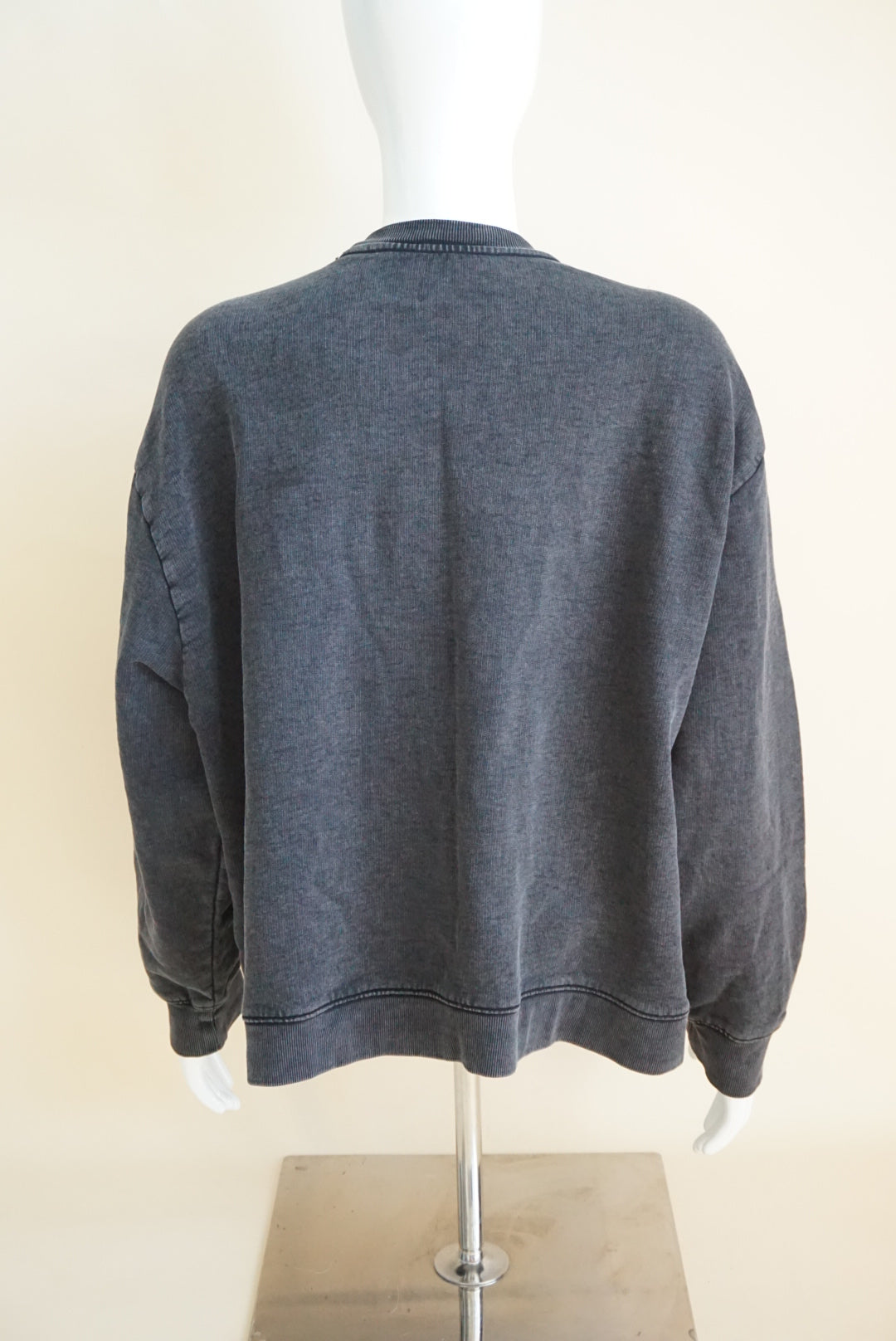Johnny Was Rhinestone Embellished Grey Oversized Pull Over Sweater - Size XL