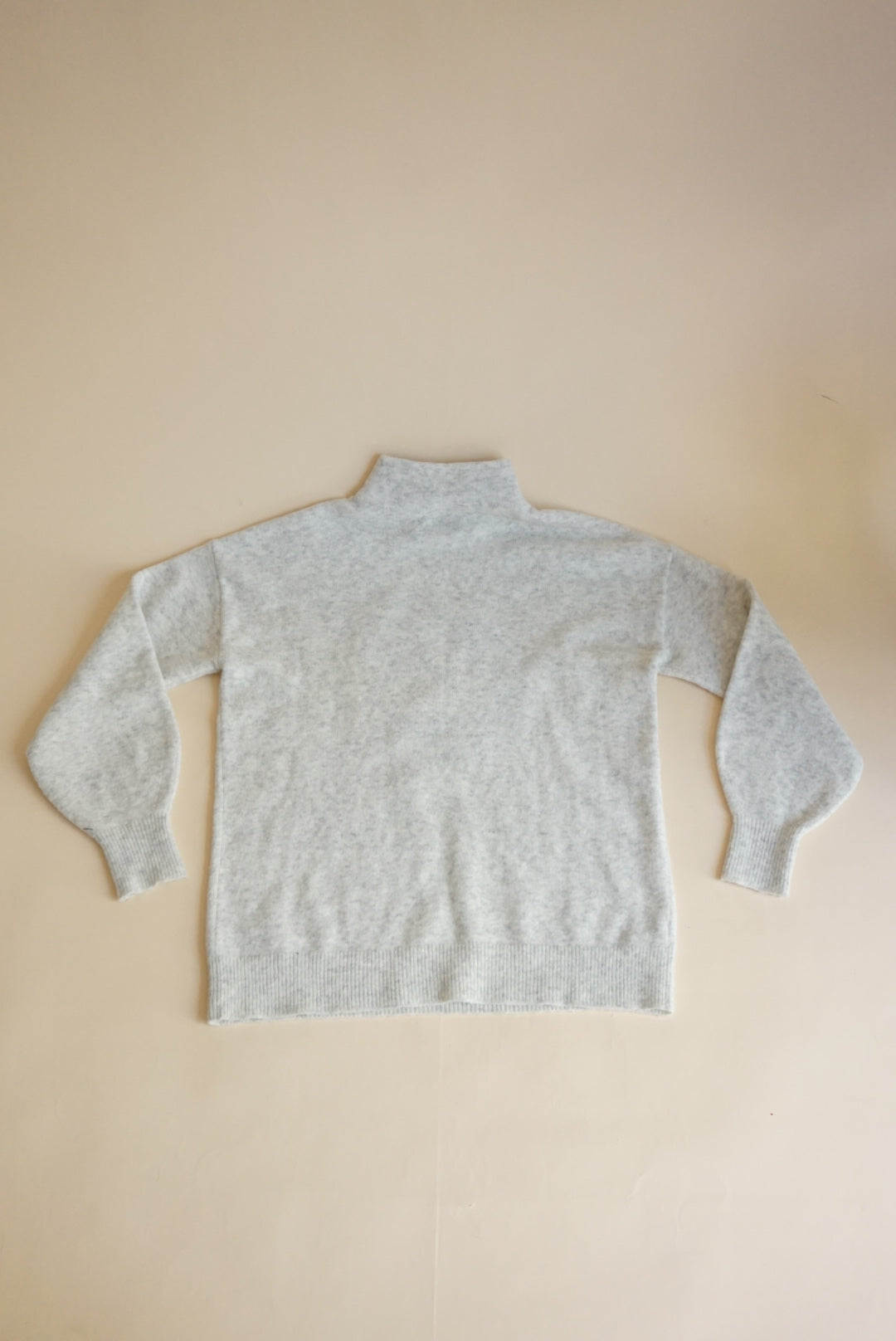 Loft Ann Taylor Kitty Ying Yang Turtle Neck Grey Wool Sweater - Size Small