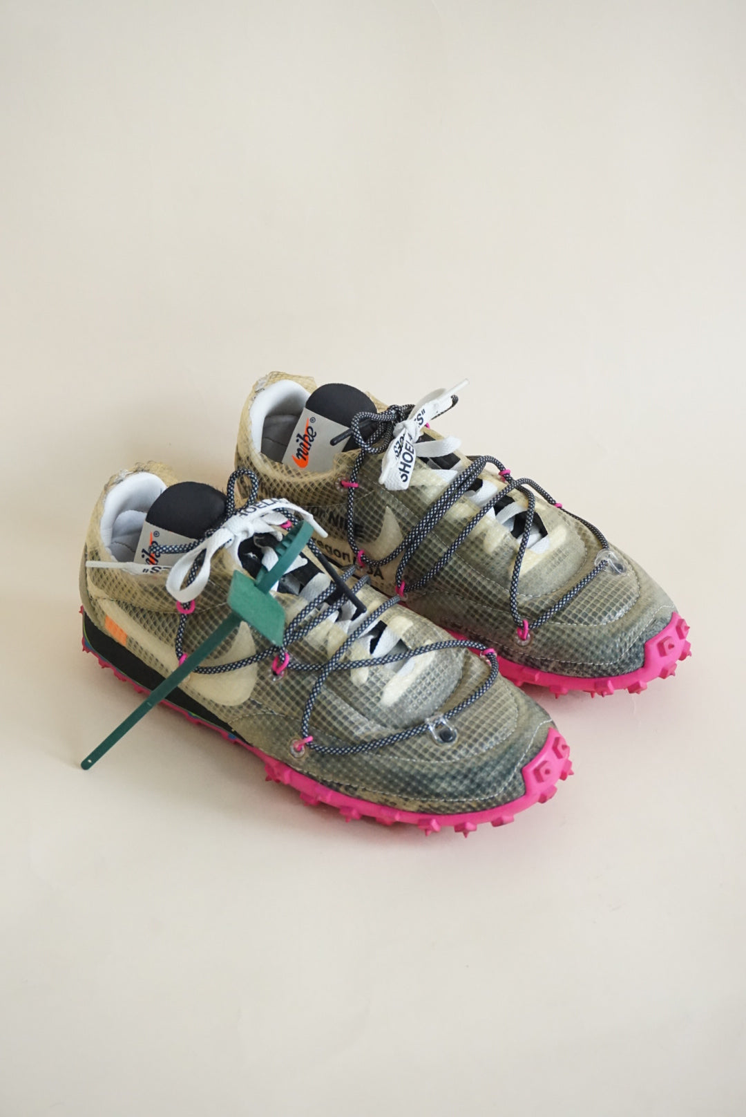 Off-White Womens Waffle Fuchsia Racer Sneakers - Size 8.5