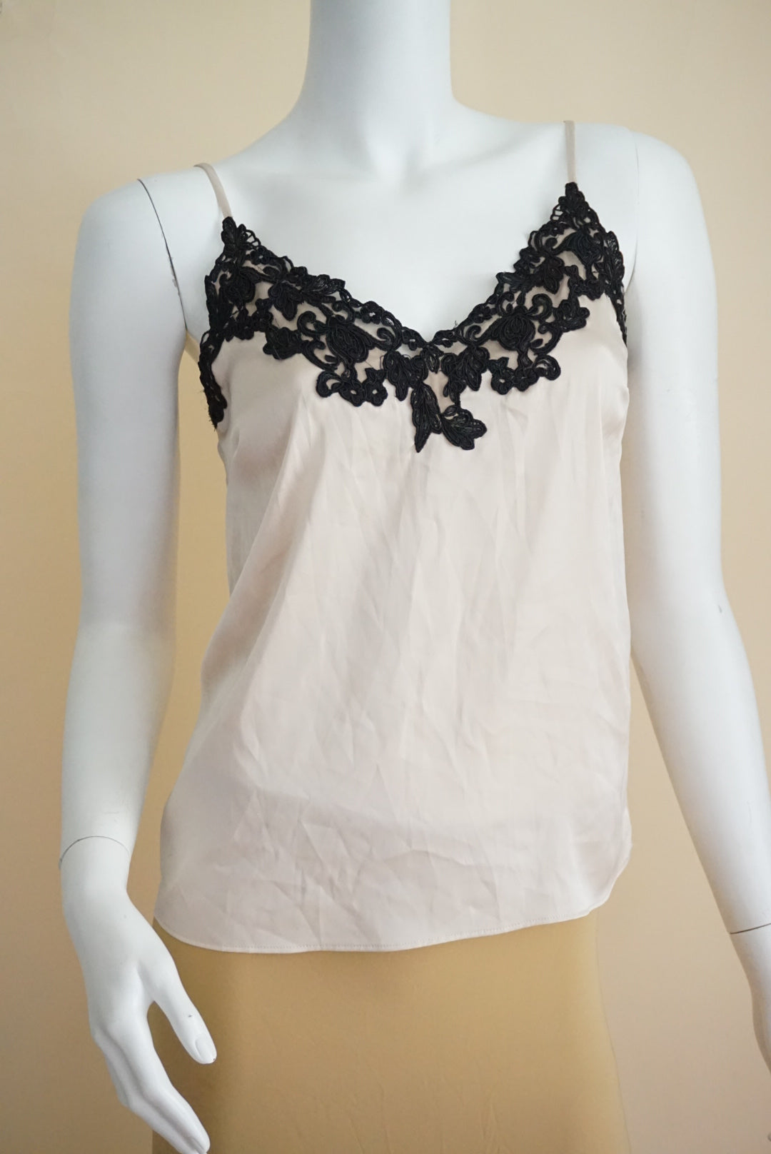 Express Downtown Cami Beige / Black Lace Applique Tank - Size XS