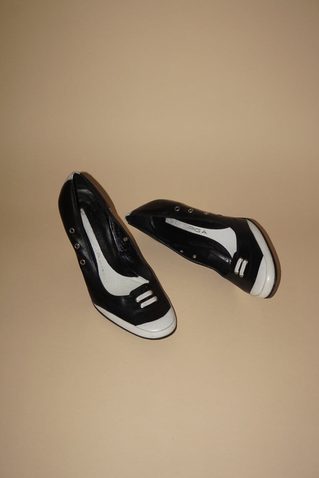 Via Spiga Y2K Vintage Black/White Sneaker Style Retro Pumps - Size 6.5