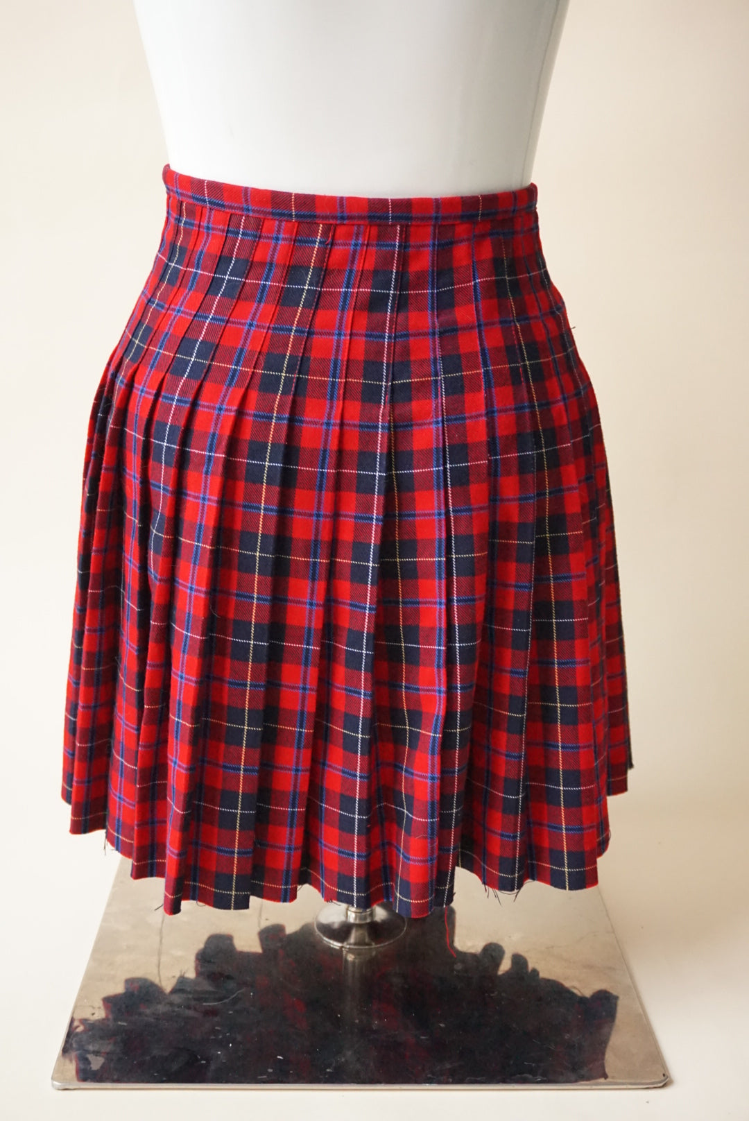 Vintage Liz Claiborne Liz Sport Red Plaid Frayed Hem Skirt - Size 12
