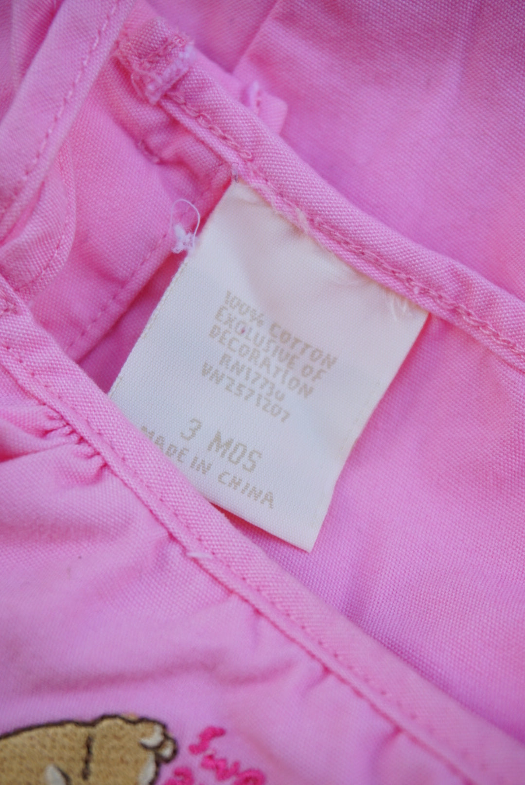 Vintage "Classic Pooh" Winnie The Pooh Pink Romper Y2K Jumper - Size 3 Months