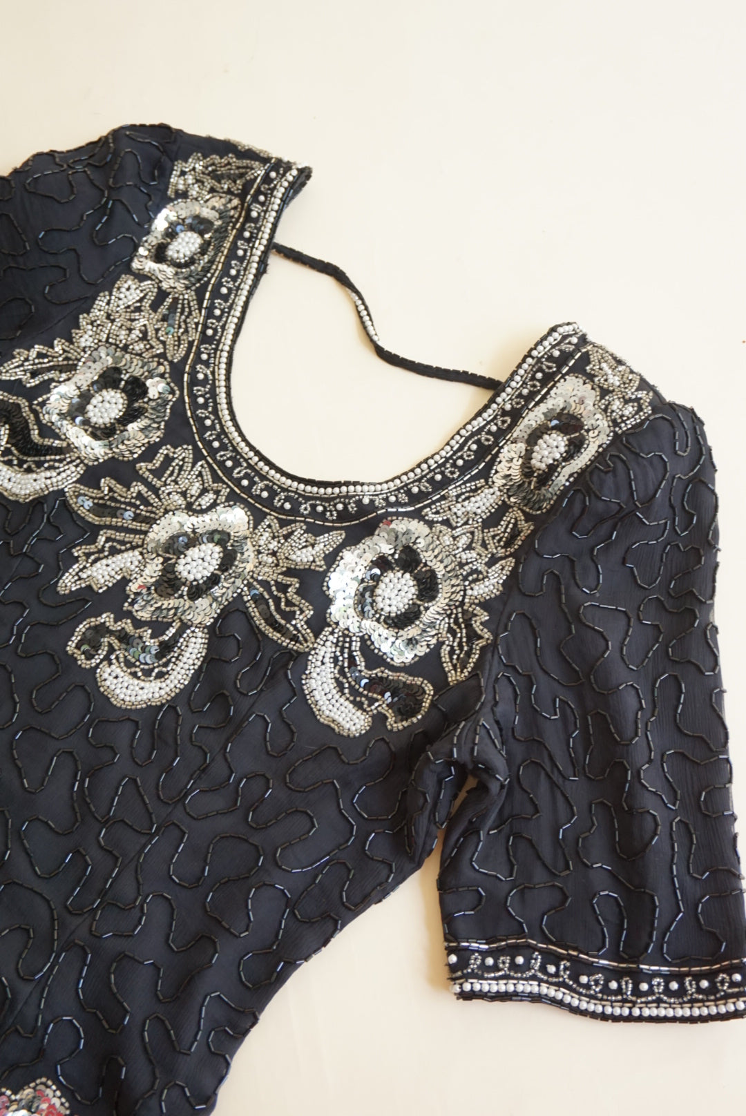 Laurence Kazar Vintage Petite Black/ White Beaded Open Back Cocktail Silk Dress - Size PS