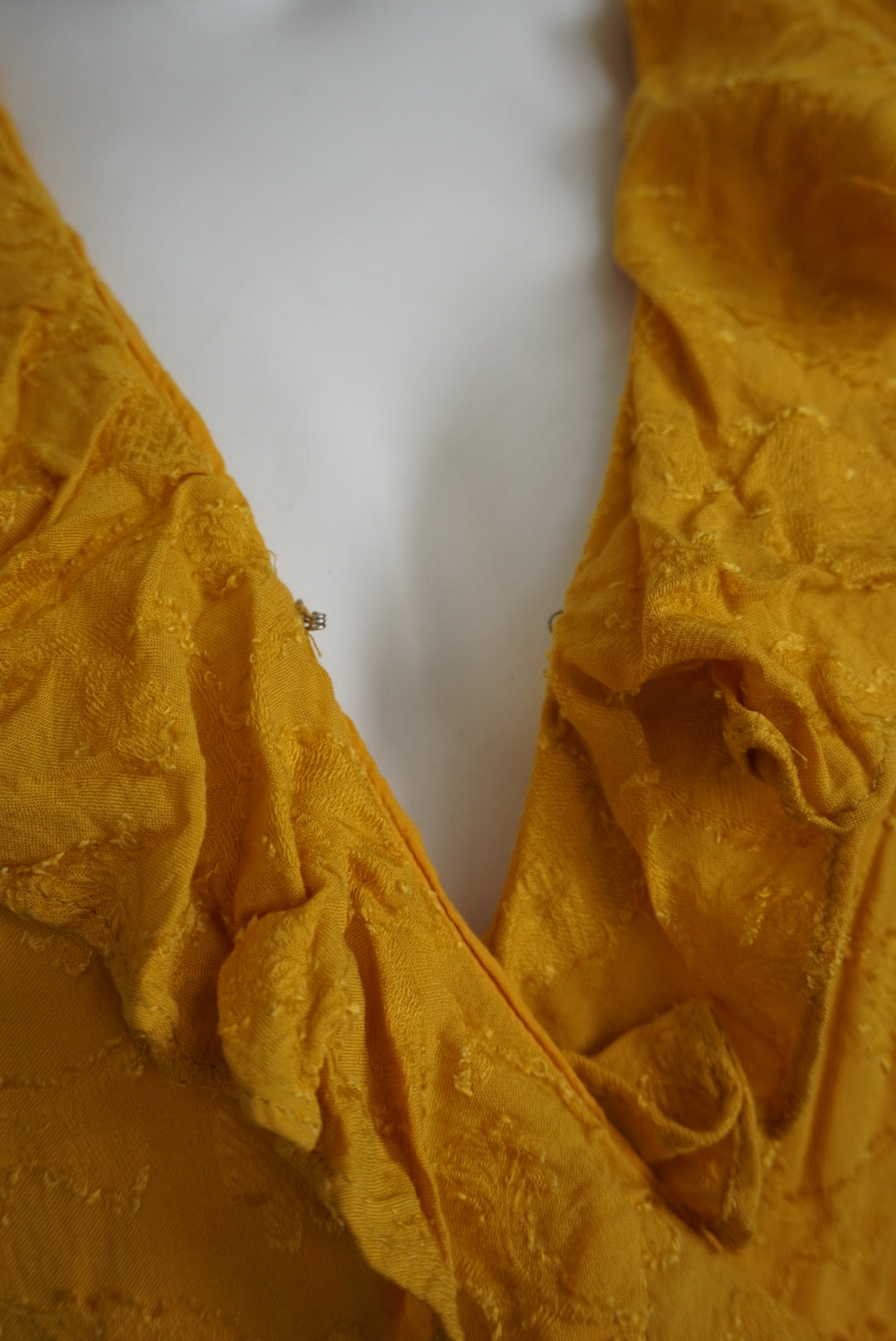 HD in Paris Yellow Ruffle Neckline Sleeveless Mini Flounce Dress - Size 6