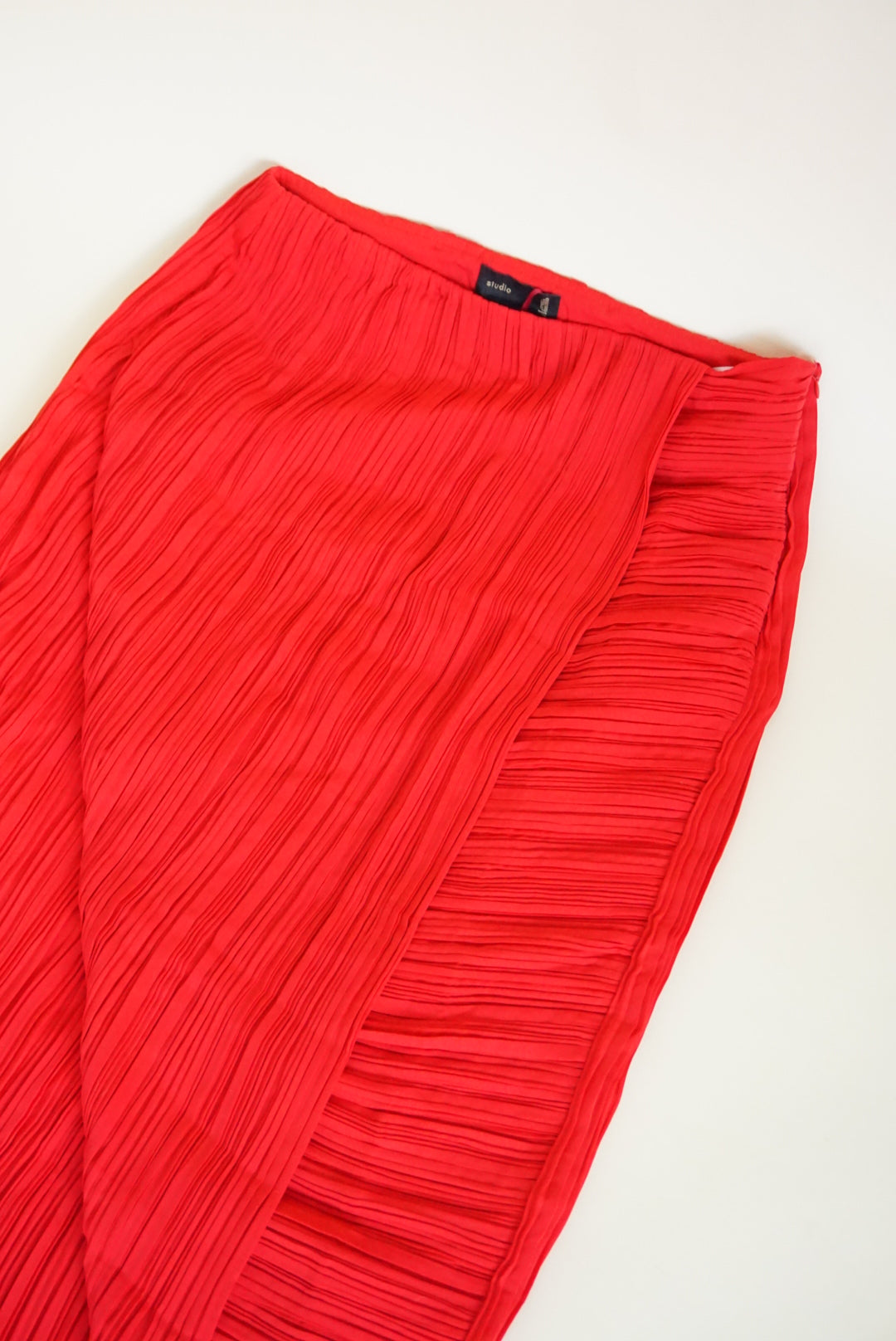 Love Bonito Studio Sorrel Red Pleated Plisse Foldover Midi Skirt NWT - Size 8