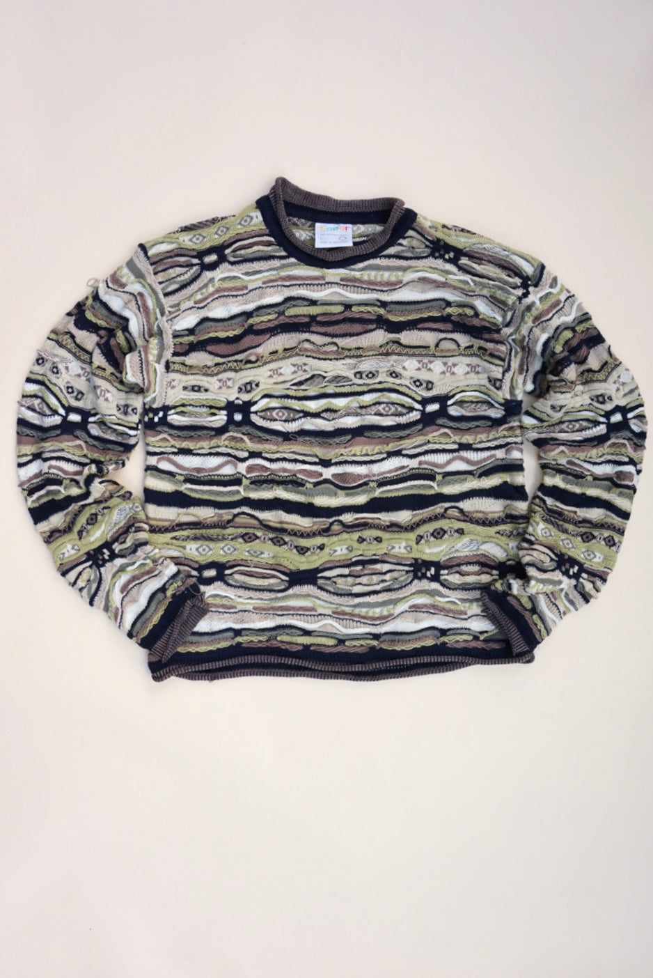 "Coogi" Vintage 90s Men's 3D Knit Pullover Sweater - Size Large