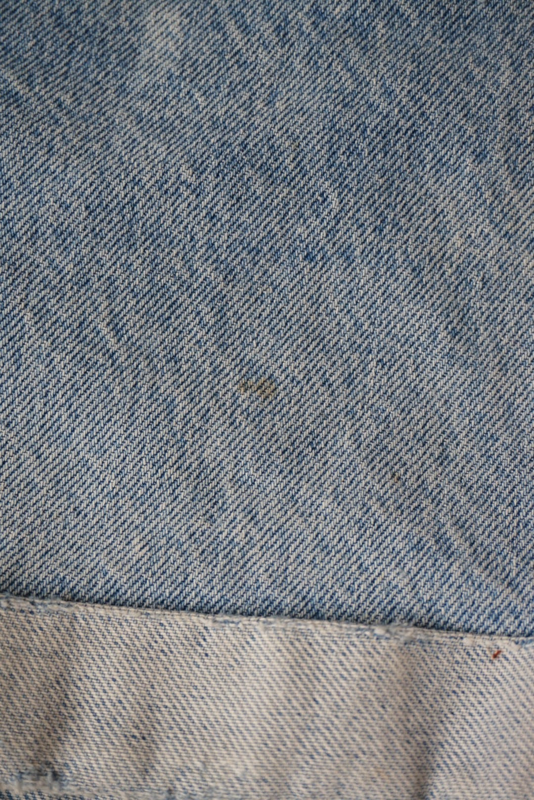 Guess Vintage Shorts Butterfly Closure Made in USA - Size 29