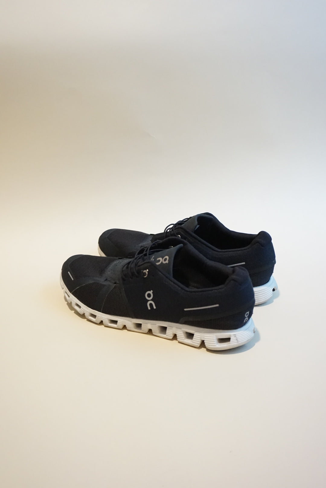 "On Cloud" 5 Running Shoes Mens Black Comfort Sneakers - Size 13