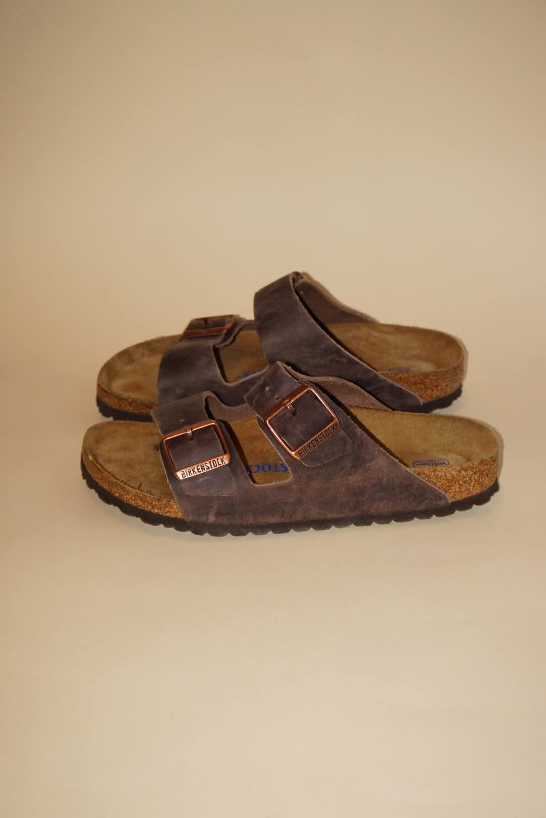 "Birkenstock" Arizona Brown Oiled Footbed Leather Slide Sandals - Size 39