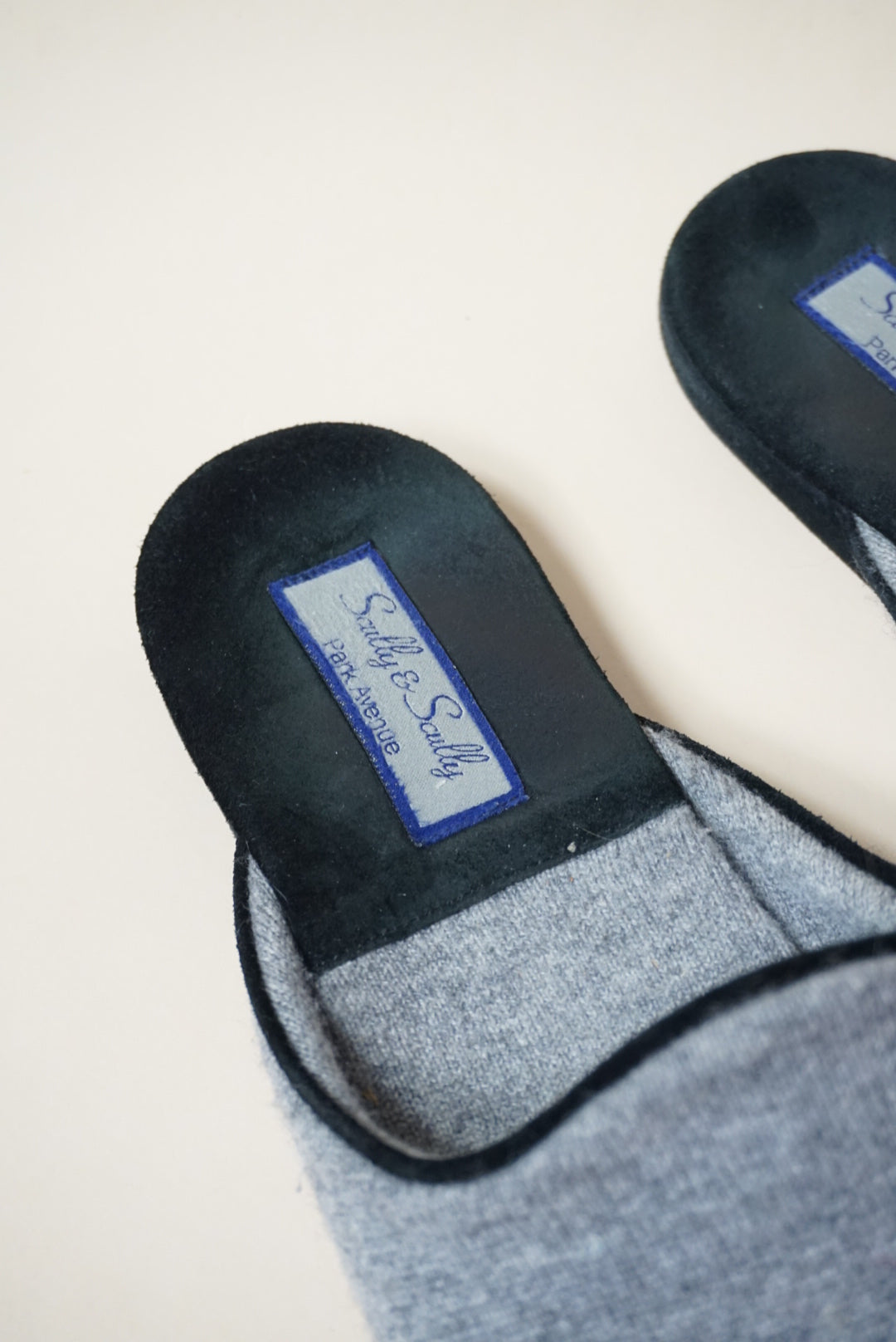 "Scully & Scully" AX417 Grey Italian Cashmere Men's Slippers - Size 11-12