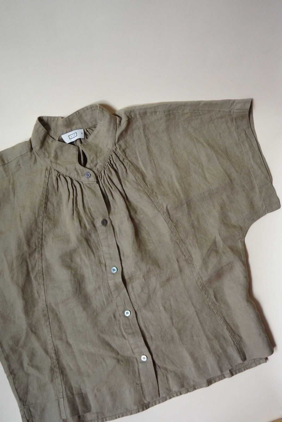 "Ayr" Irish Linen "The Bloom" Button Down Mandarin Collar Blouse - Size XS