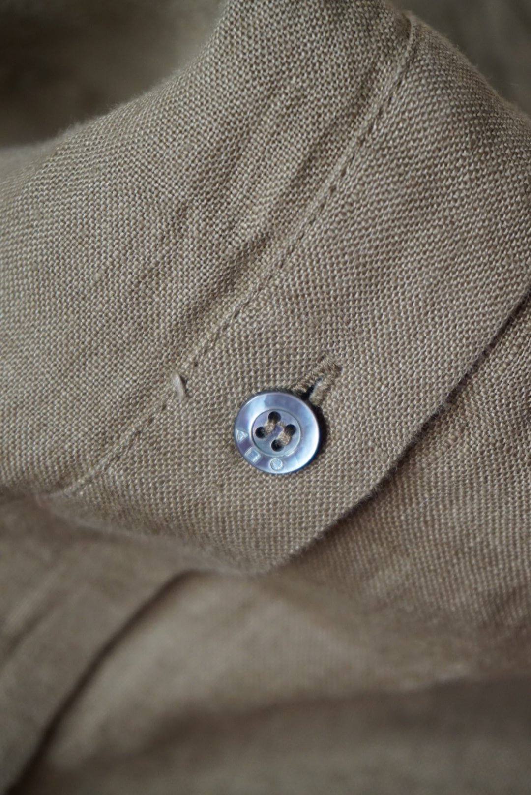 "Ayr" Irish Linen "The Bloom" Button Down Mandarin Collar Blouse - Size XS