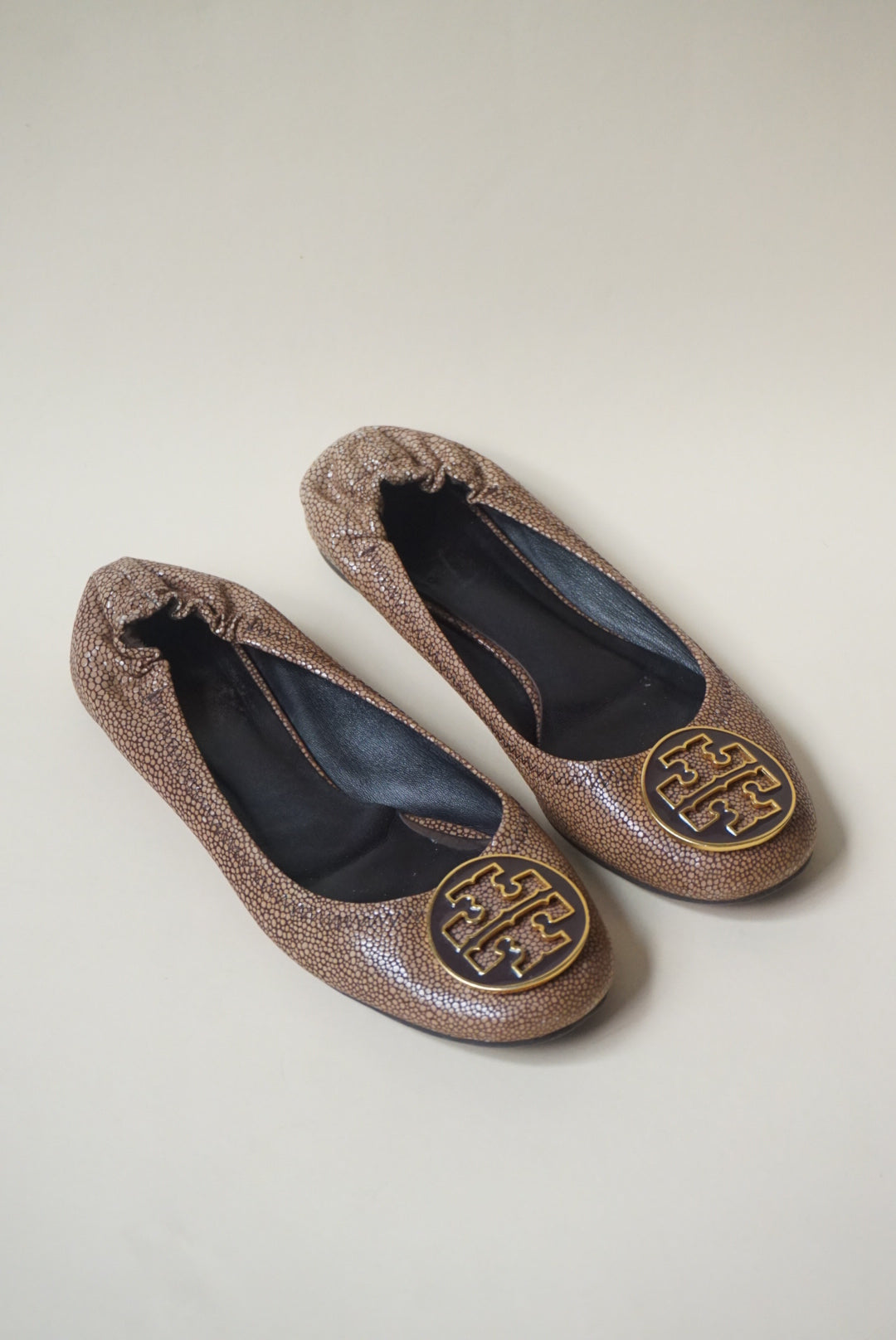 Tory Burch "Reva" Coconut Brown Stingray Leather Ballet Flat - Size 6