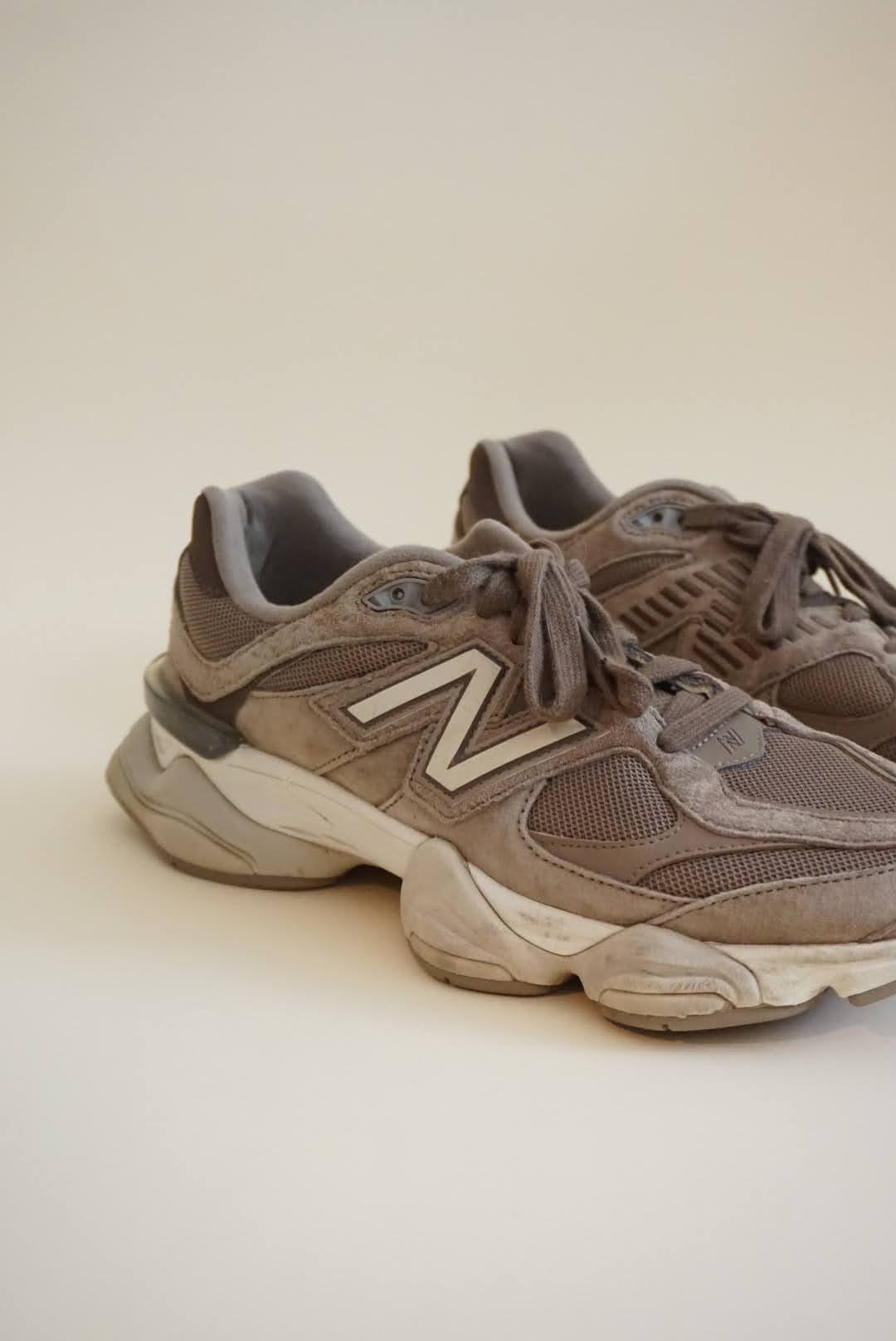 New Balance Mushroom Men's 9060 - Size 11