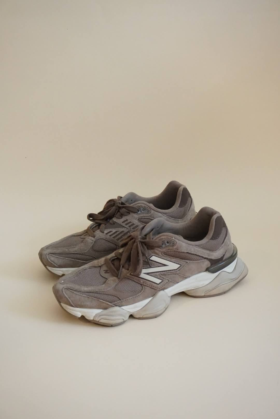 New Balance Mushroom Men's 9060 - Size 11