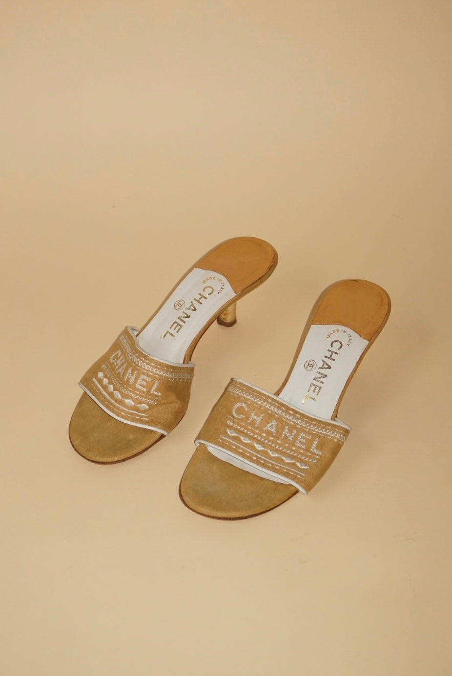Chanel Vintage Linen Beige Logo Embroidered Heel Slide - Size 37