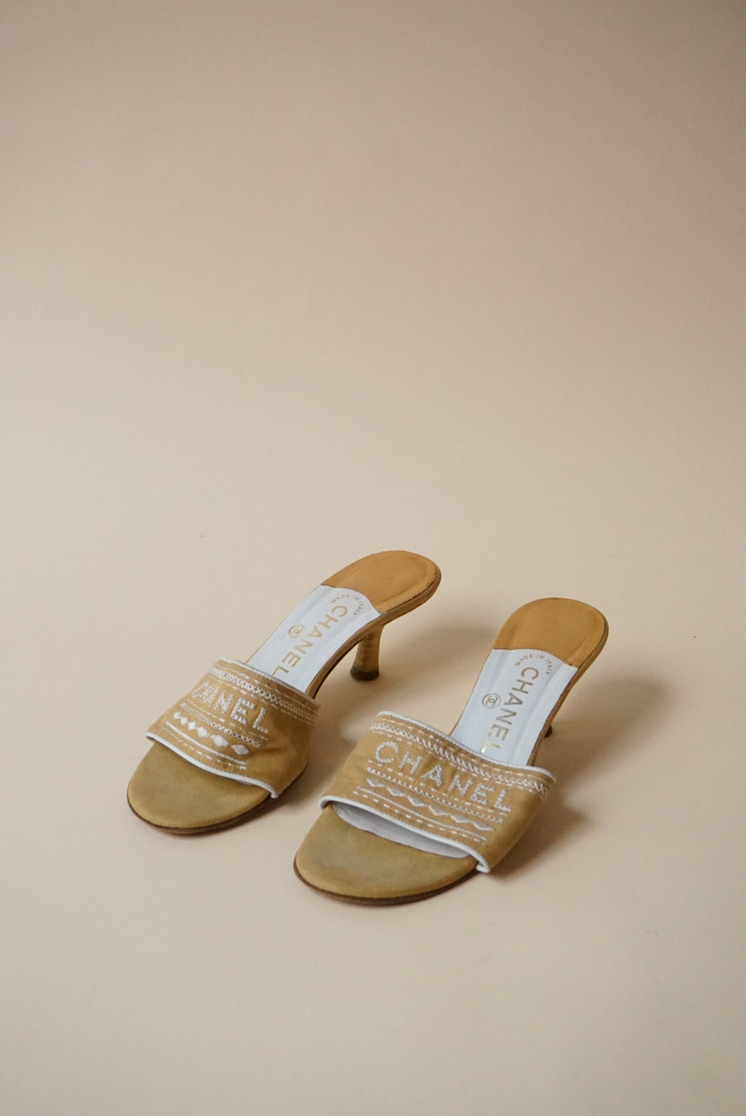 Chanel Vintage Linen Beige Logo Embroidered Heel Slide - Size 37