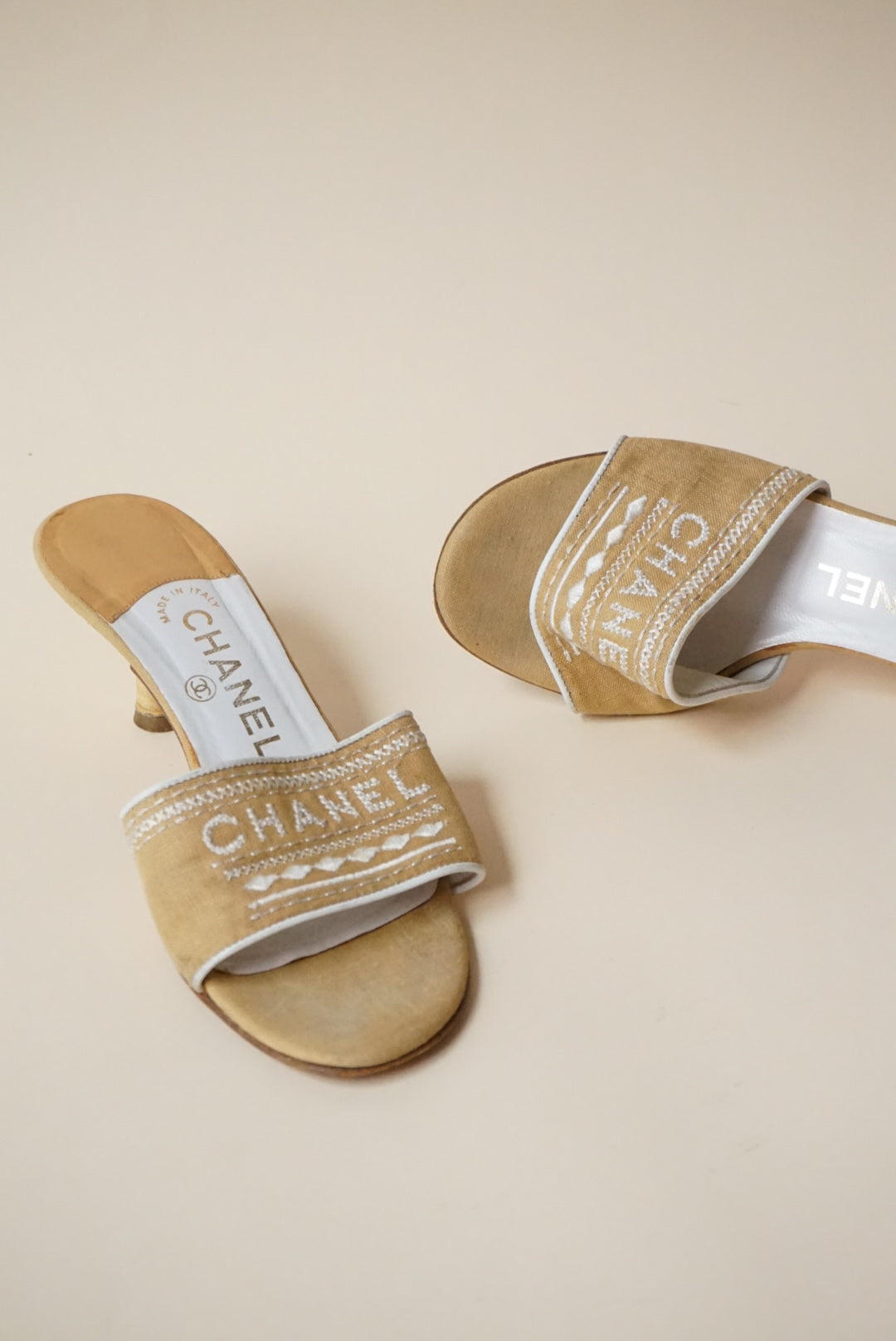 Chanel Vintage Linen Beige Logo Embroidered Heel Slide - Size 37