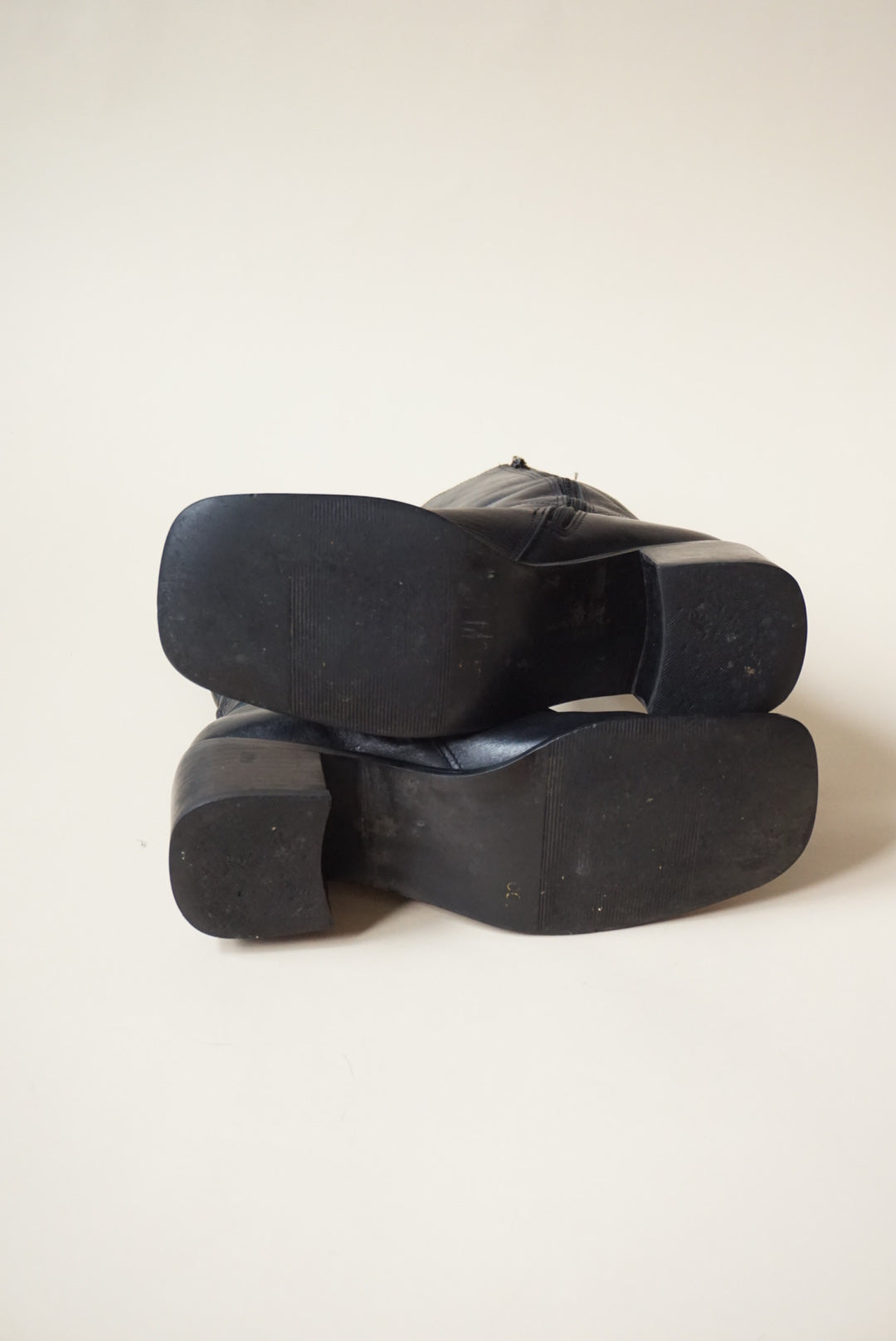 Wesley & Co. Leather Black Ankle Square Toe Booties - Size 9/9.5 (READ)