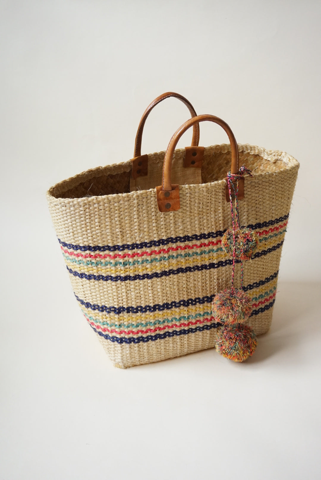 MAR Y SOL Caracas Striped Sisal/ Seagrass Pom Pom Market Tote
