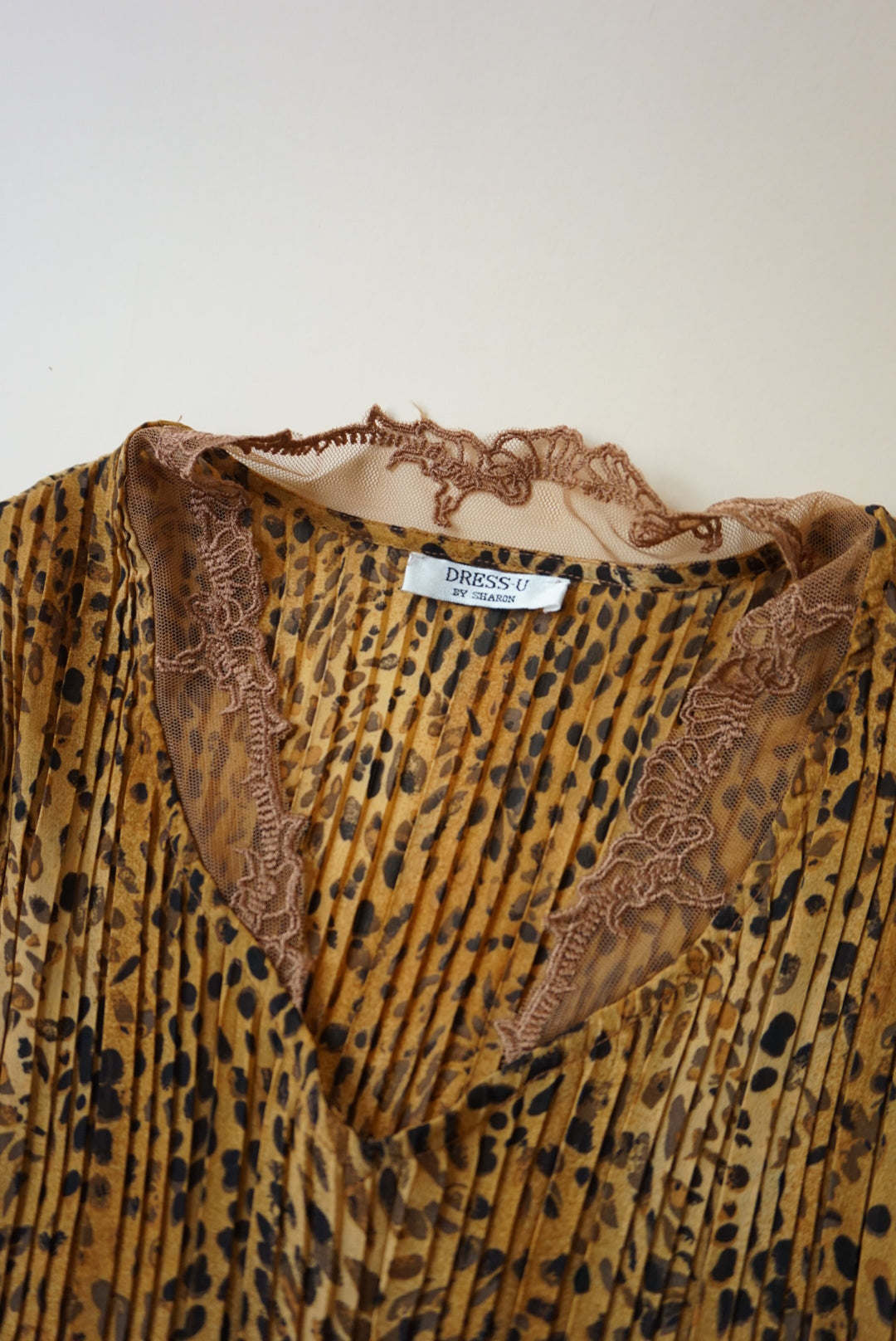 Dress-U by Sharon Leopard Lace Crinkle Pleated Y2K Blouse - Size Large