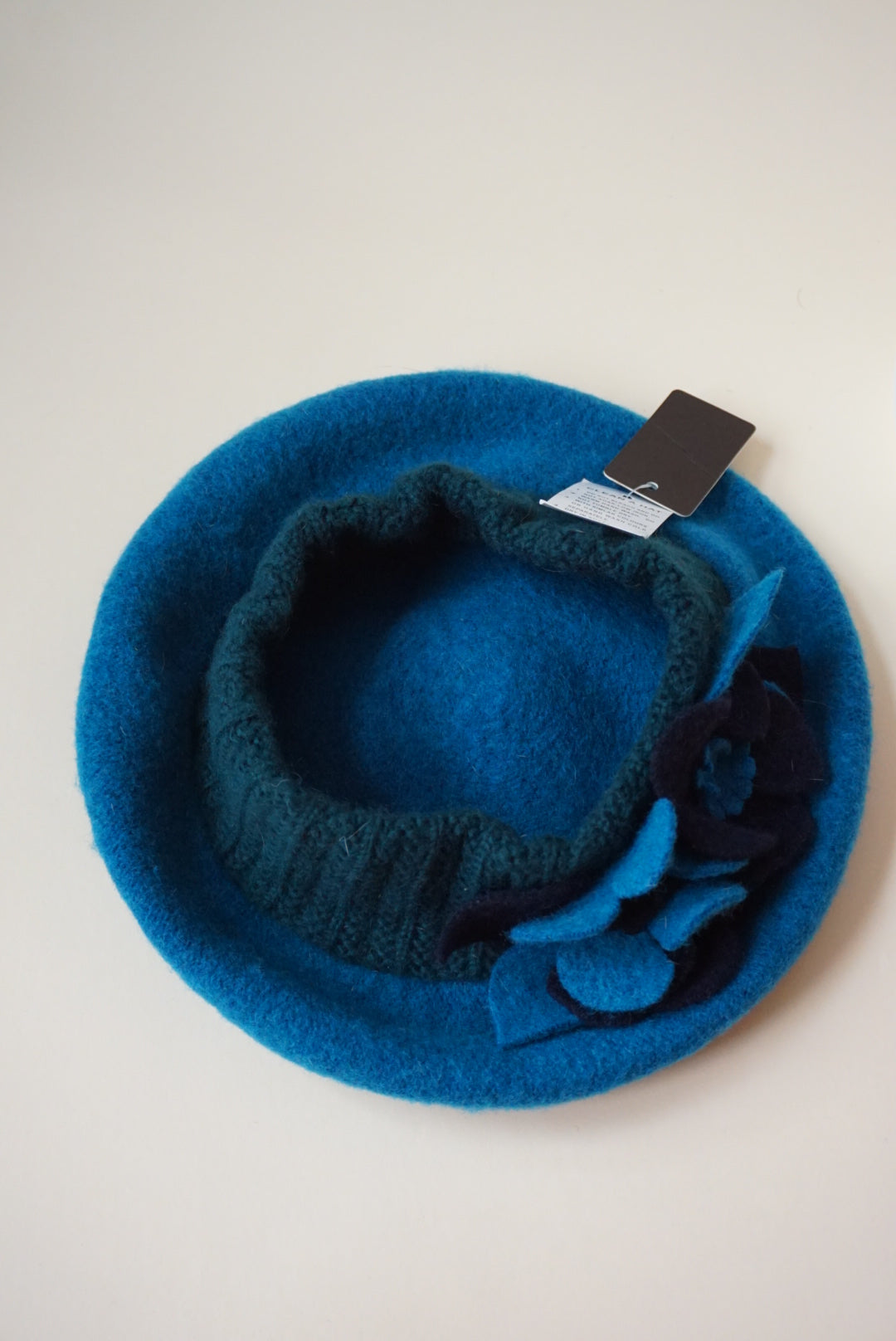 Vintage Forbusite Teal / Green Floral Applique Wool Barret NWT