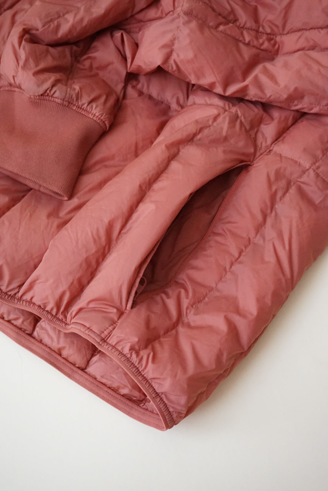 Uniqlo Terracotta Ultra Light Down Compact Jacket - Size XL