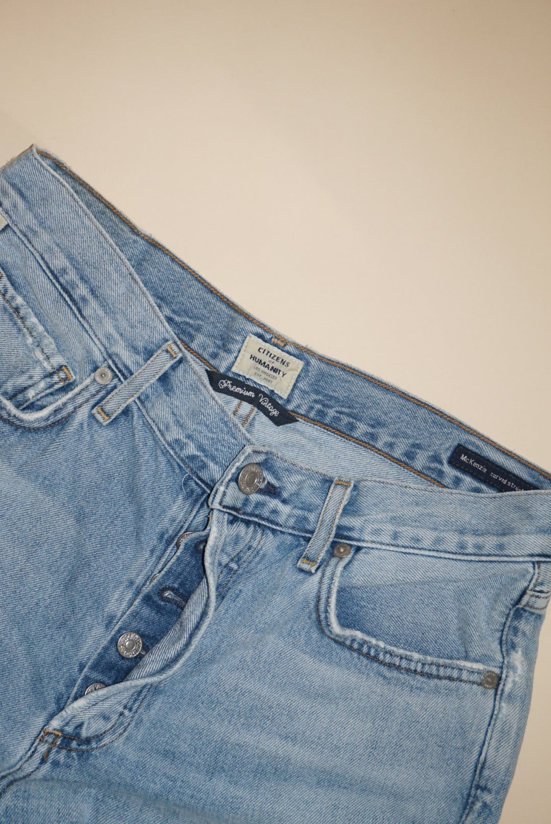 “Citizens of Humanity” Light Wash "Mckenzie" Jeans - Size 27