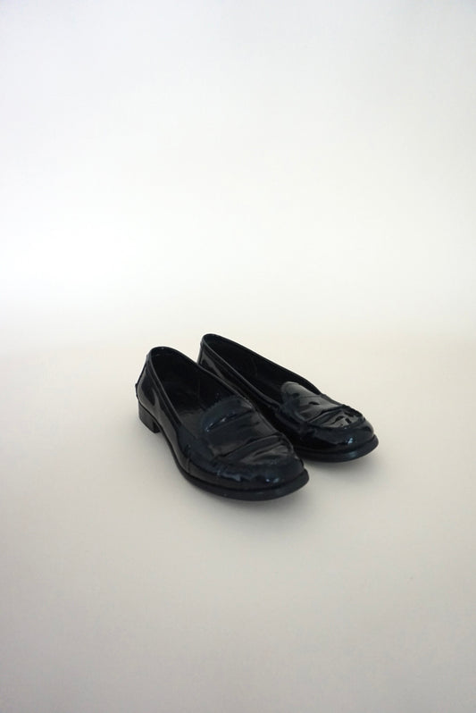 “Prada” Black Patent Leather Penny Loafers 90's - Size 37.5