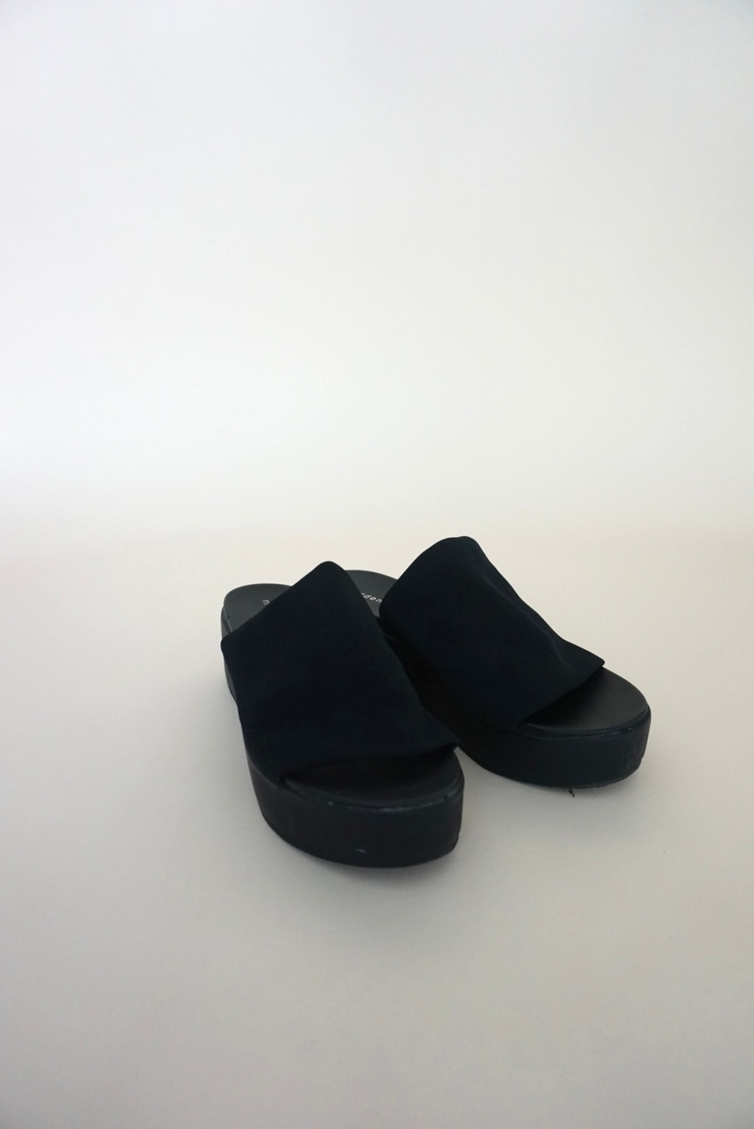 “Steve Madden” Madden Girl “Shelbie” Y2K Platform Black Sandals - Size 9