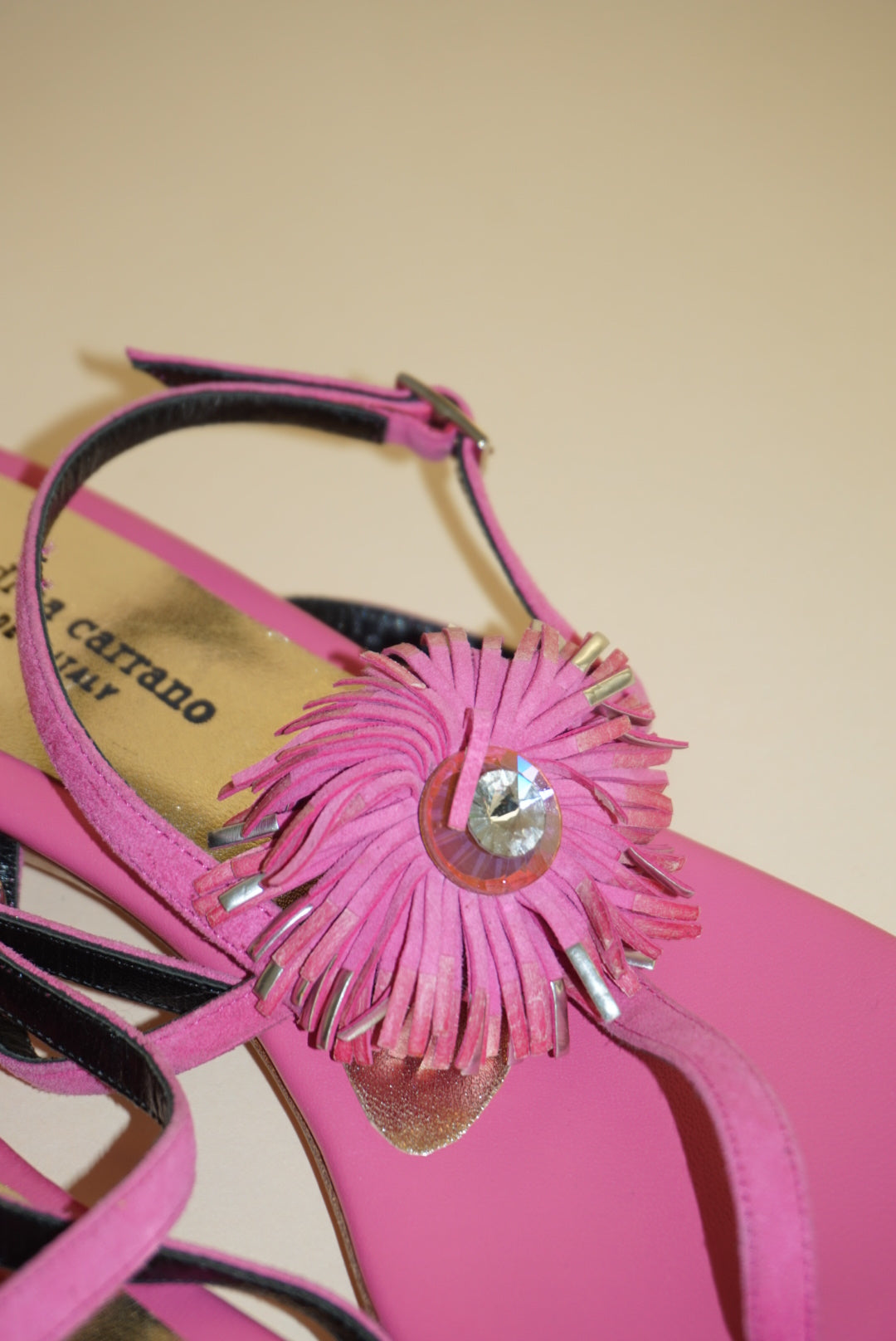 Andrea Carrano Pink Fringe Flower Thong NWOT Sandal - Size 40
