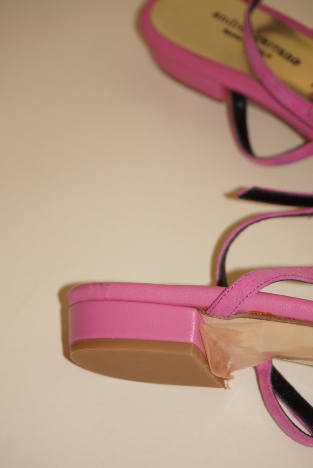 Andrea Carrano Pink Fringe Flower Thong NWOT Sandal - Size 40