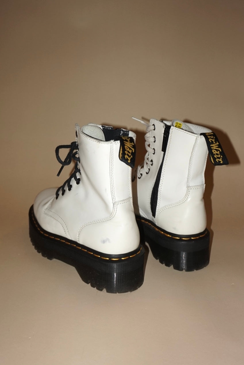 "Doc Martens" White "Jadon" 8 Eye Platform Boots - Size 7 Womens