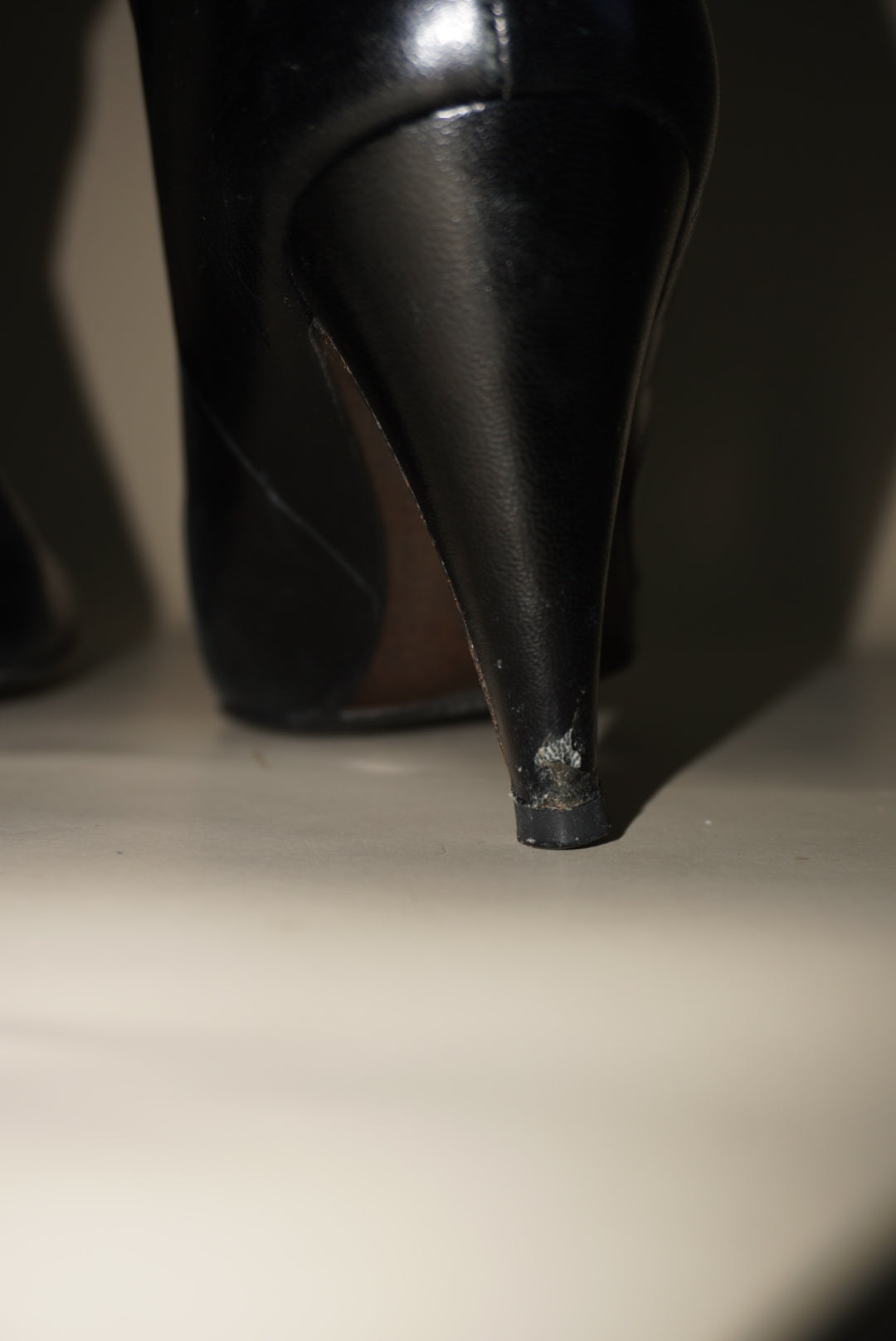Bruno Magli VTG 70's Rare Italian Leather Floral Motif Black Knee High Boots - Size 39