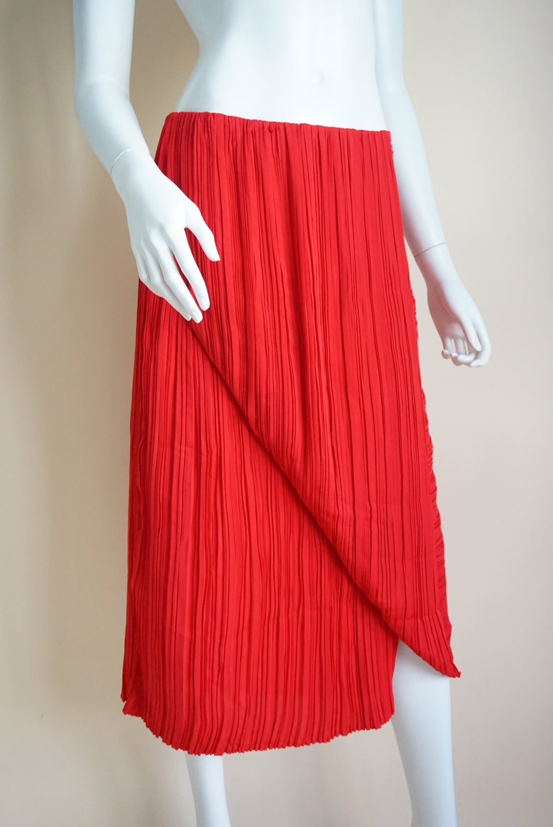 Love Bonito Studio Sorrel Red Pleated Plisse Foldover Midi Skirt NWT - Size 8