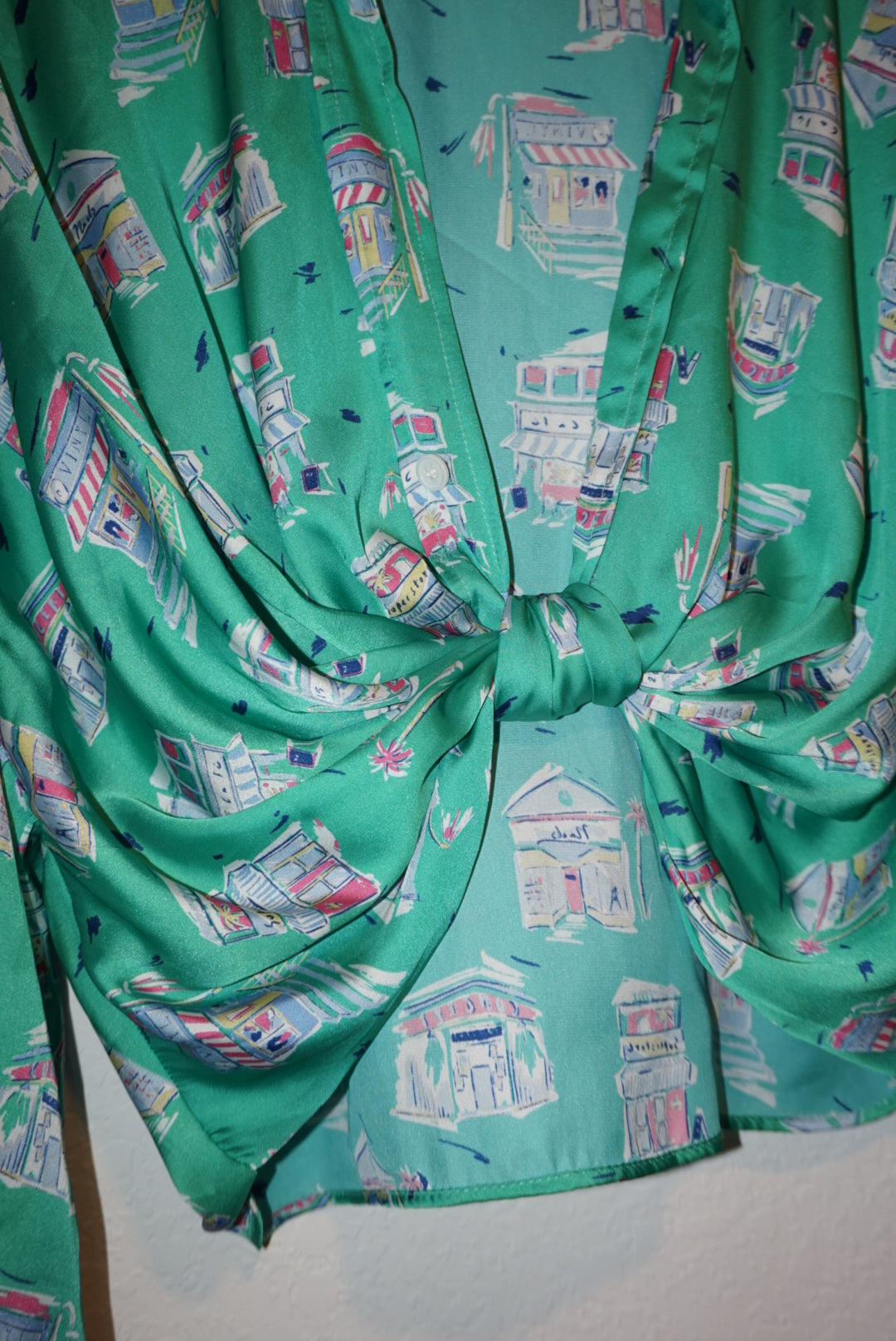 "Zara" Tie Knot Store Front Printed Collared Blouse - Size XS