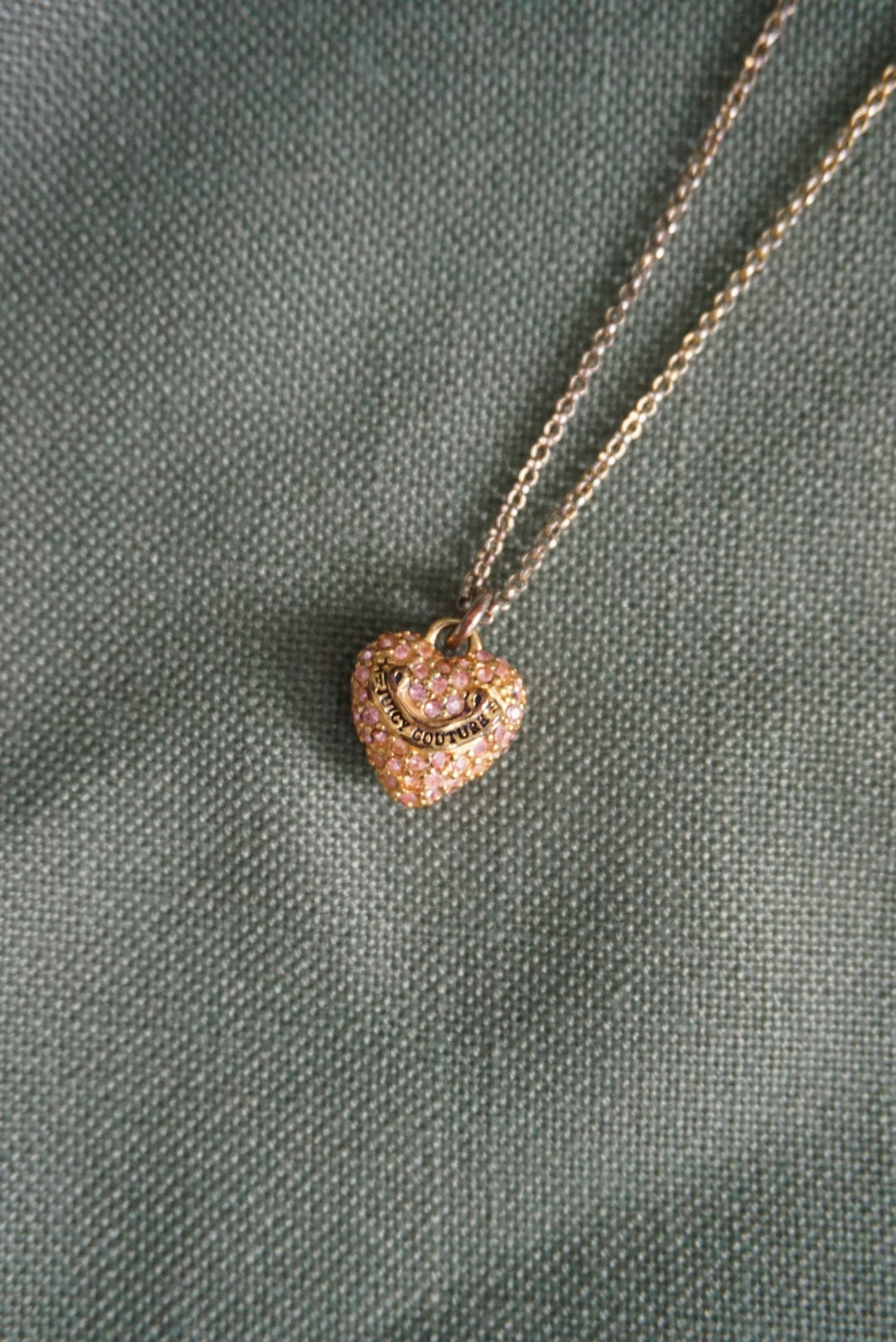 Juicy Couture Y2K Pink Rhinestone Heart Pendant Necklace