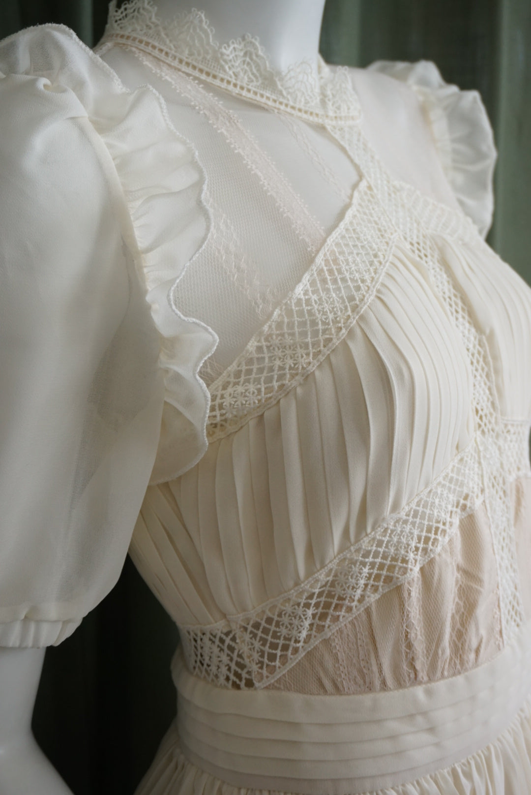 Victorian Lace "Vintage Style" Tiered Filly Mock Neck Maxi Dress - Size Large