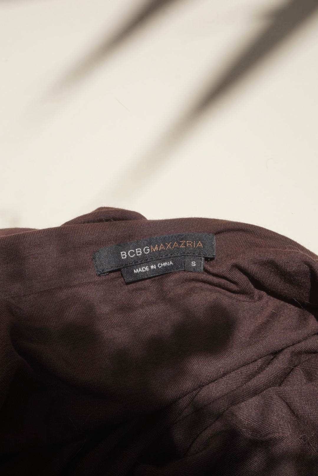 “BCBGMAXAZRIA” Vintage Brown Mini Strapless Ruffle Hem Knit Dress - Size