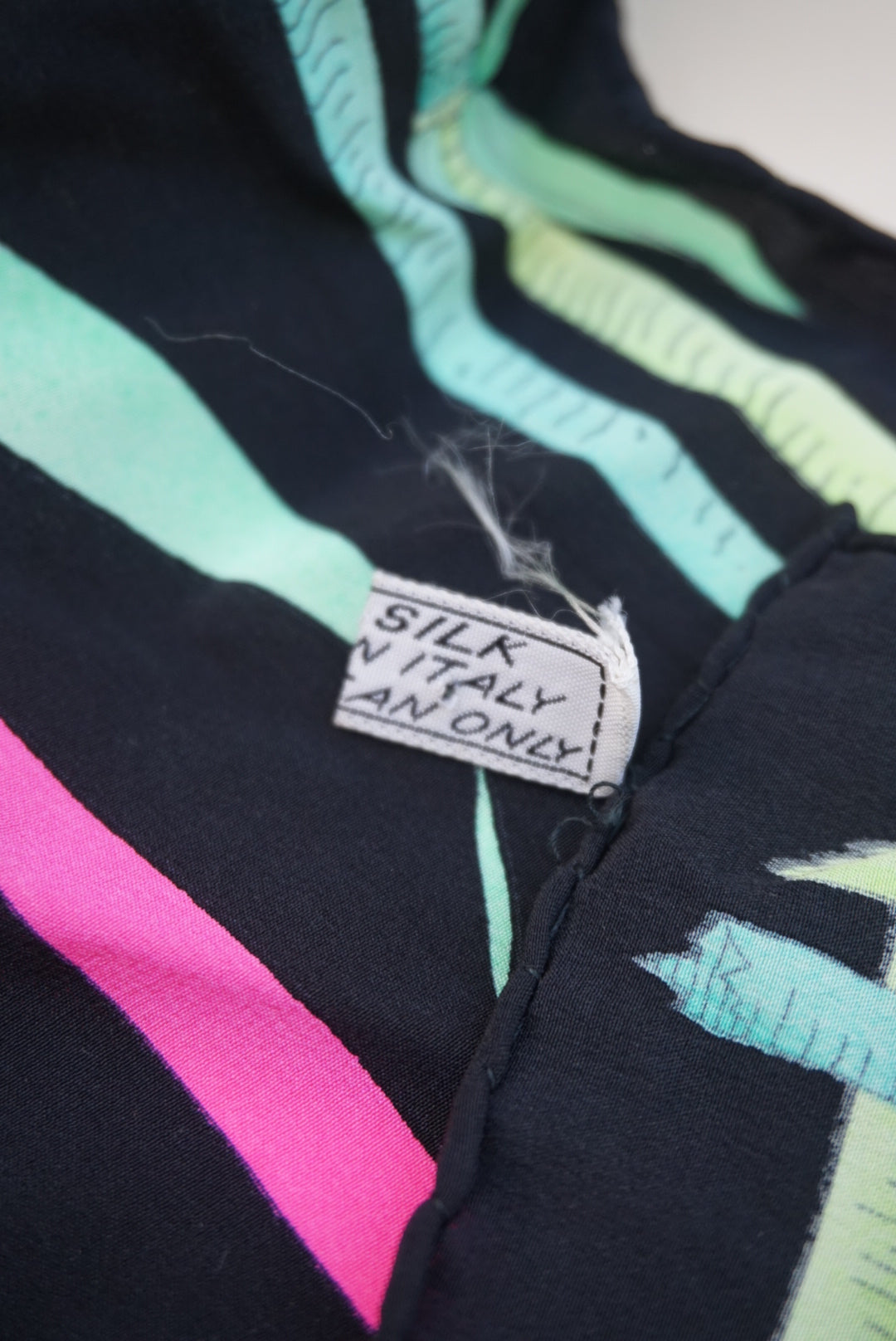 “Leonard Paris” Twill Silk Floral Bamboo Scarf