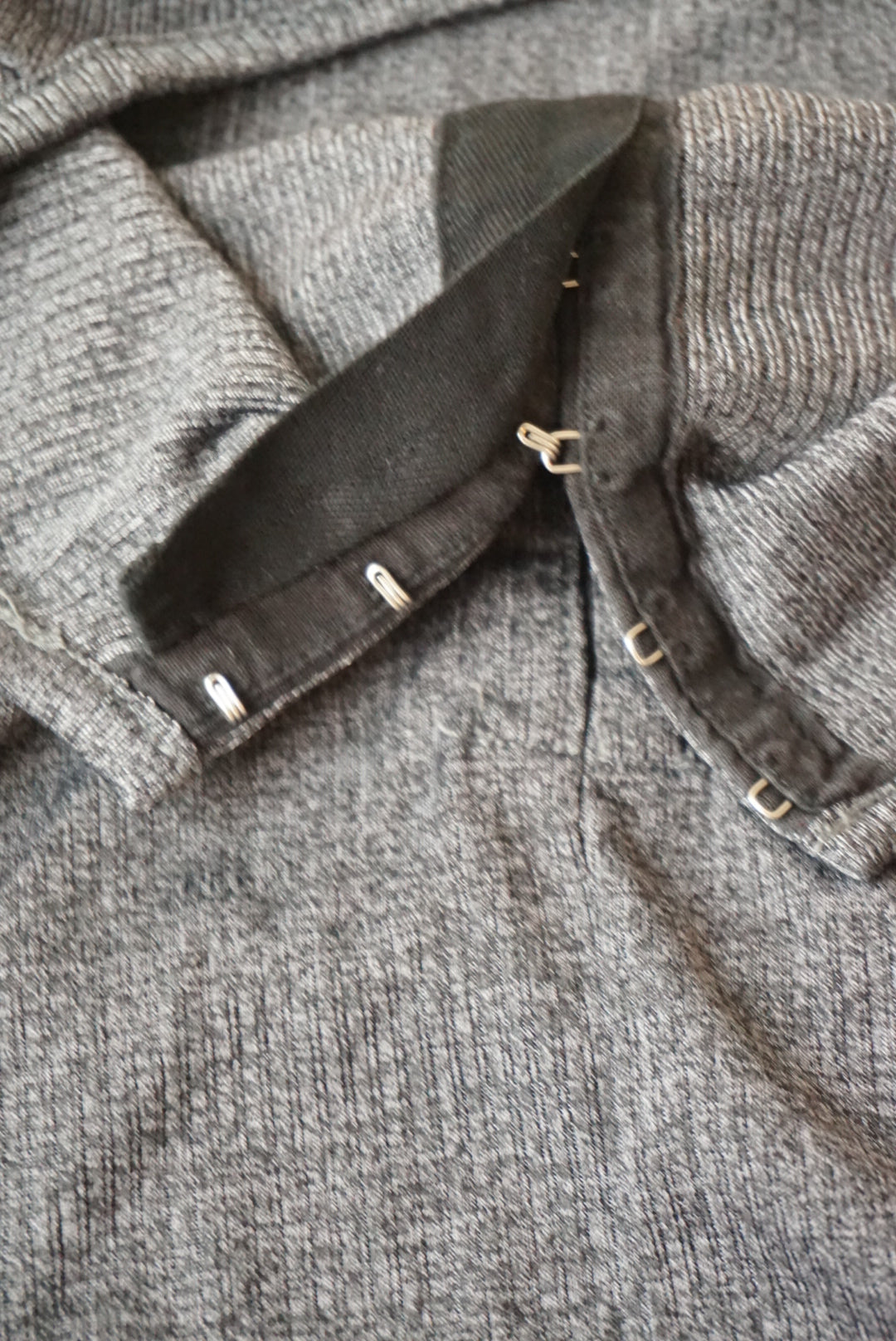 Rag & Bone Grey Ribbed L/S Bodysuit - Size Medium