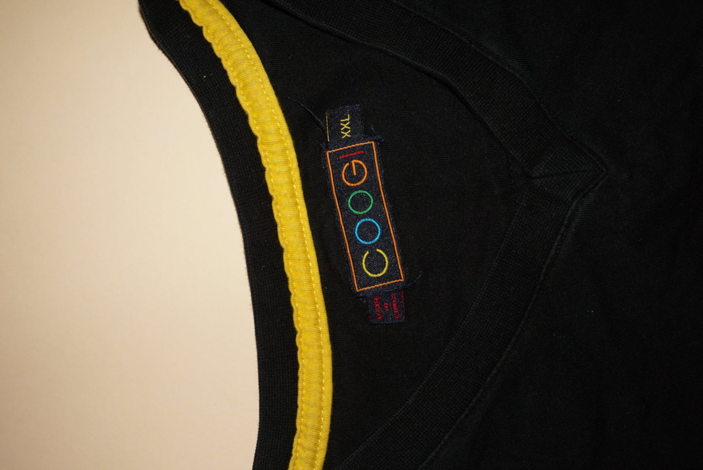 Coogi Men's Australia Y2K Black/Yellow Applique Embroidered Top - Size XXL