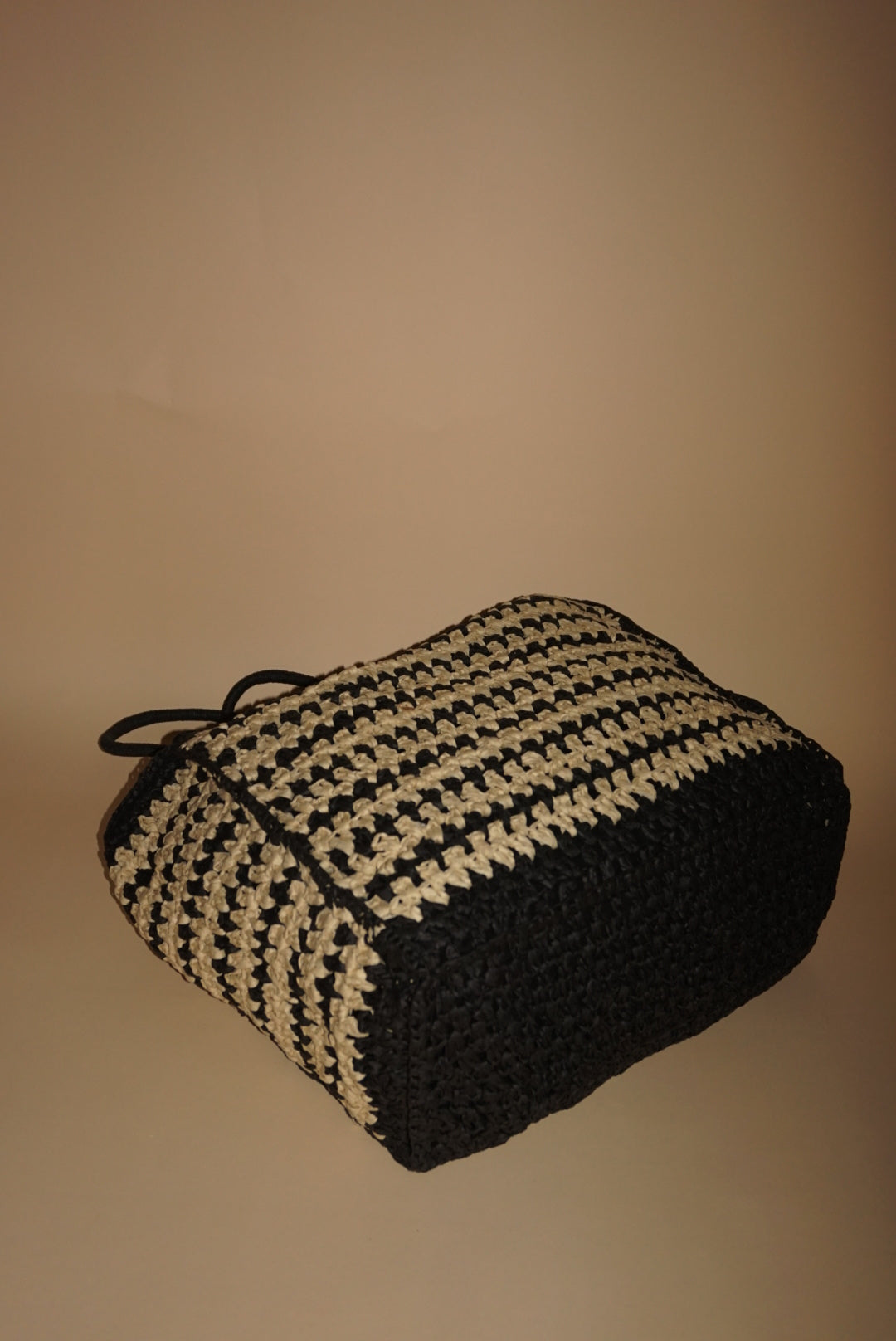 Abercrombie & Fitch Striped Resort Straw Packable Black/Tan Tote Bag