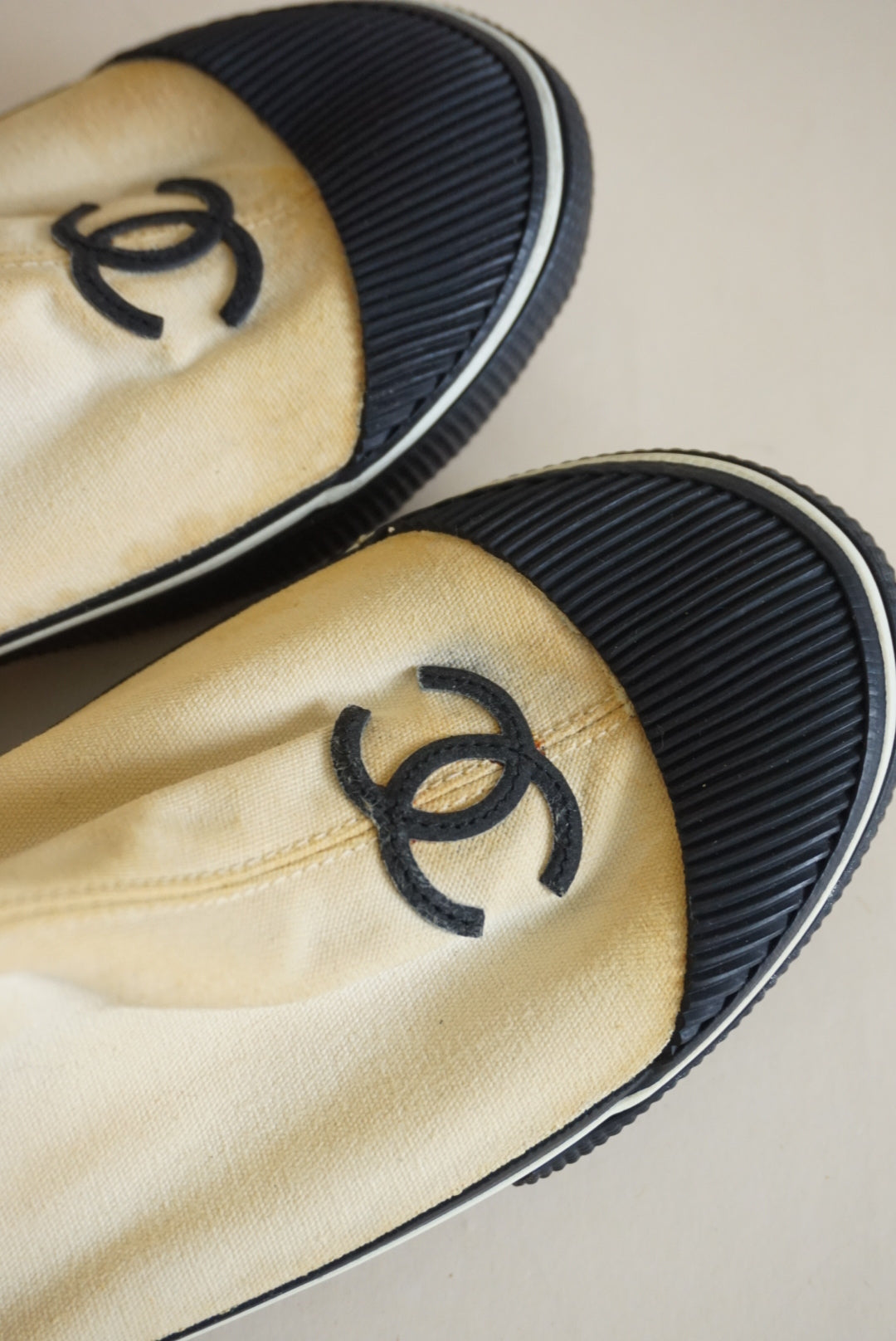 Vintage Chanel Ivory Cotton / Black Rubber Ankle Booties - Size 39 AS IS