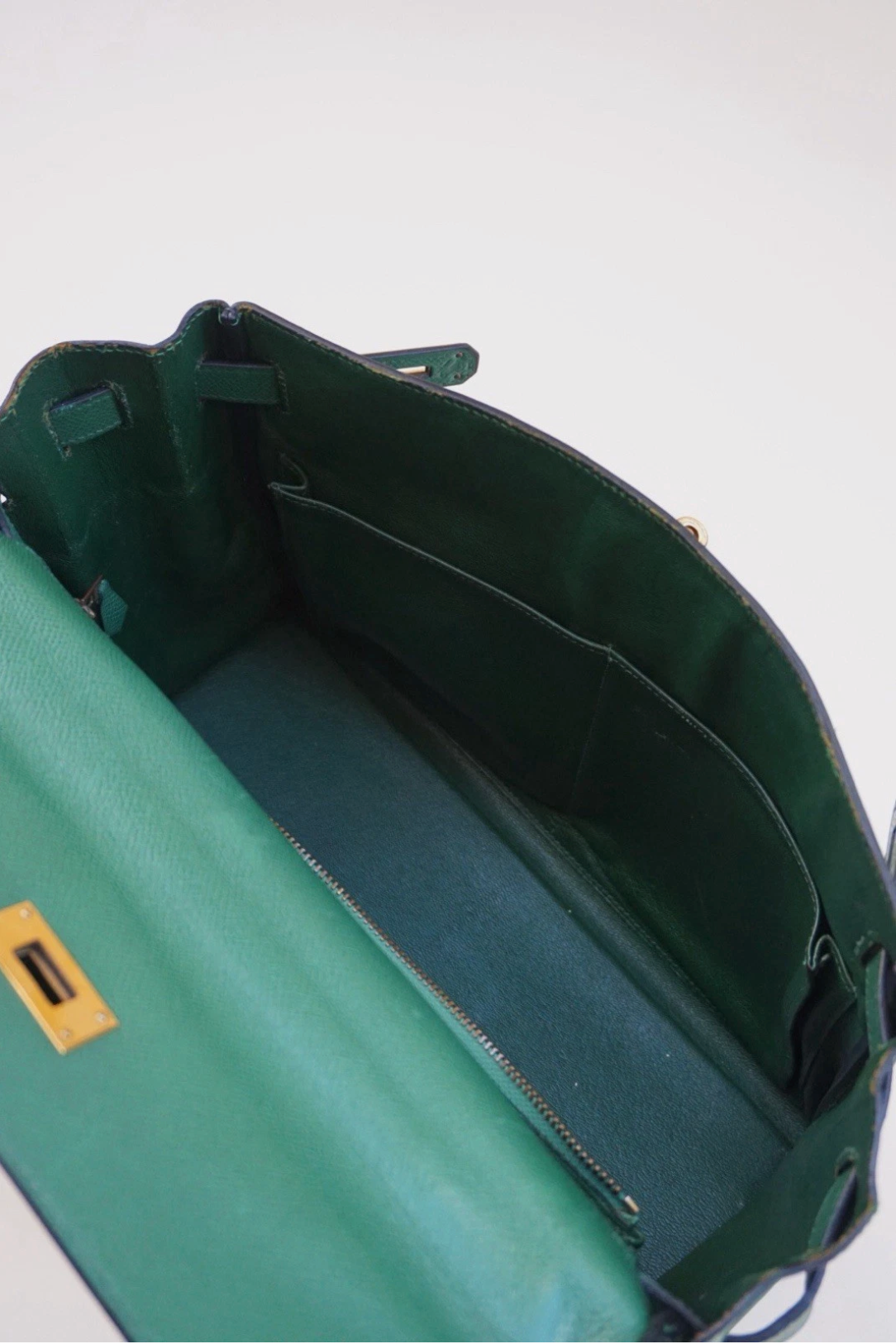 Hermes Vintage Kelly 28cm Kelly Green/Vert Vertigo Epsom Leather GHW 1991